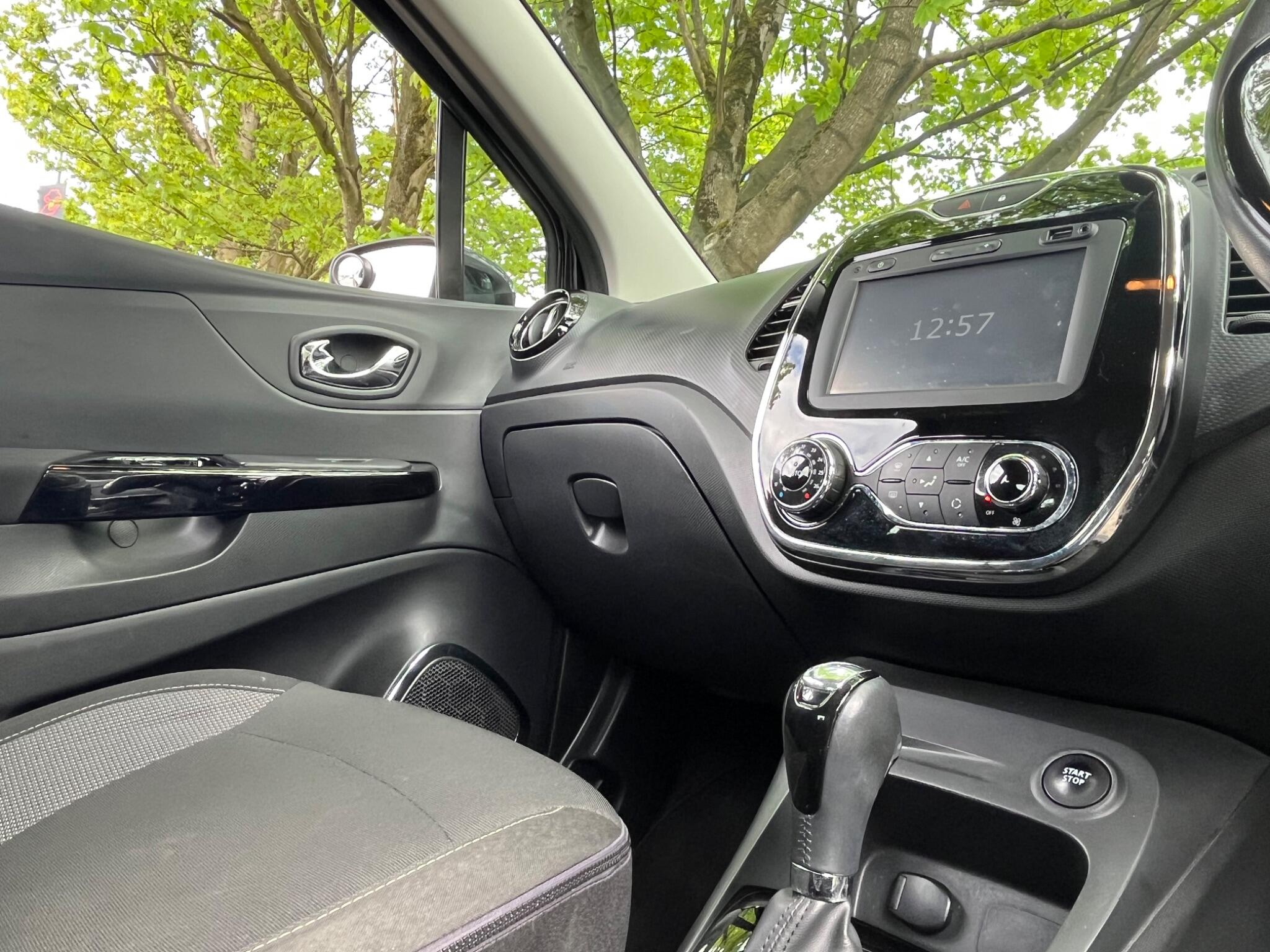 Renault Captur - Image 26