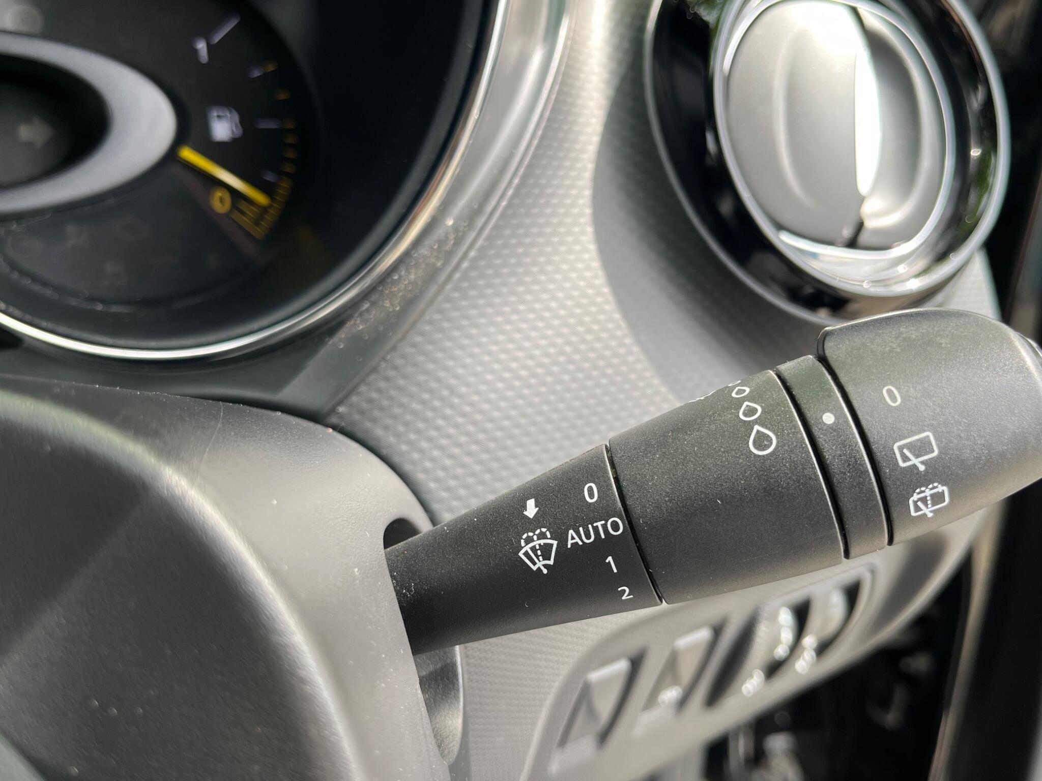 Renault Captur - Image 38