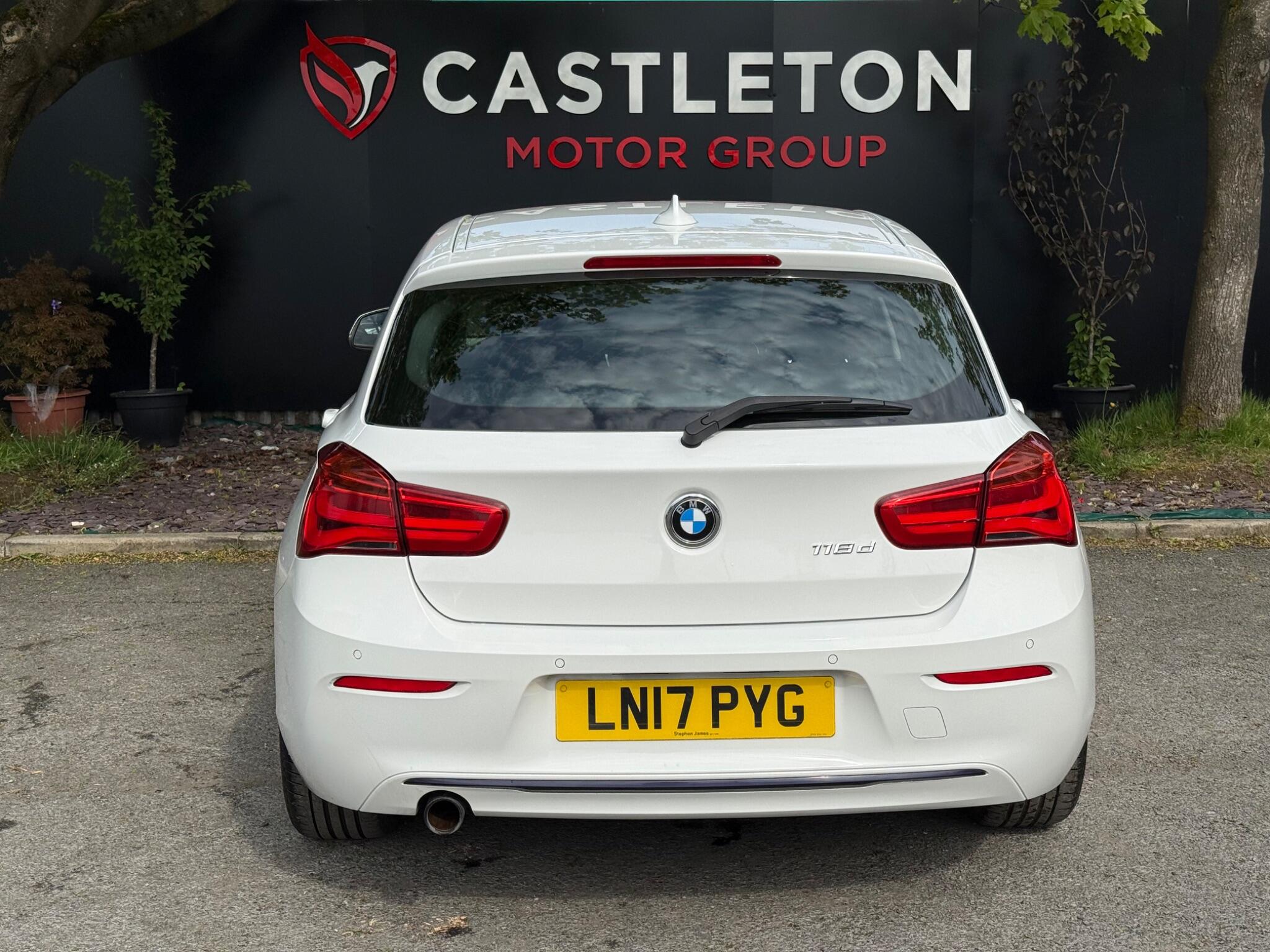 BMW 1 Series - Image 10