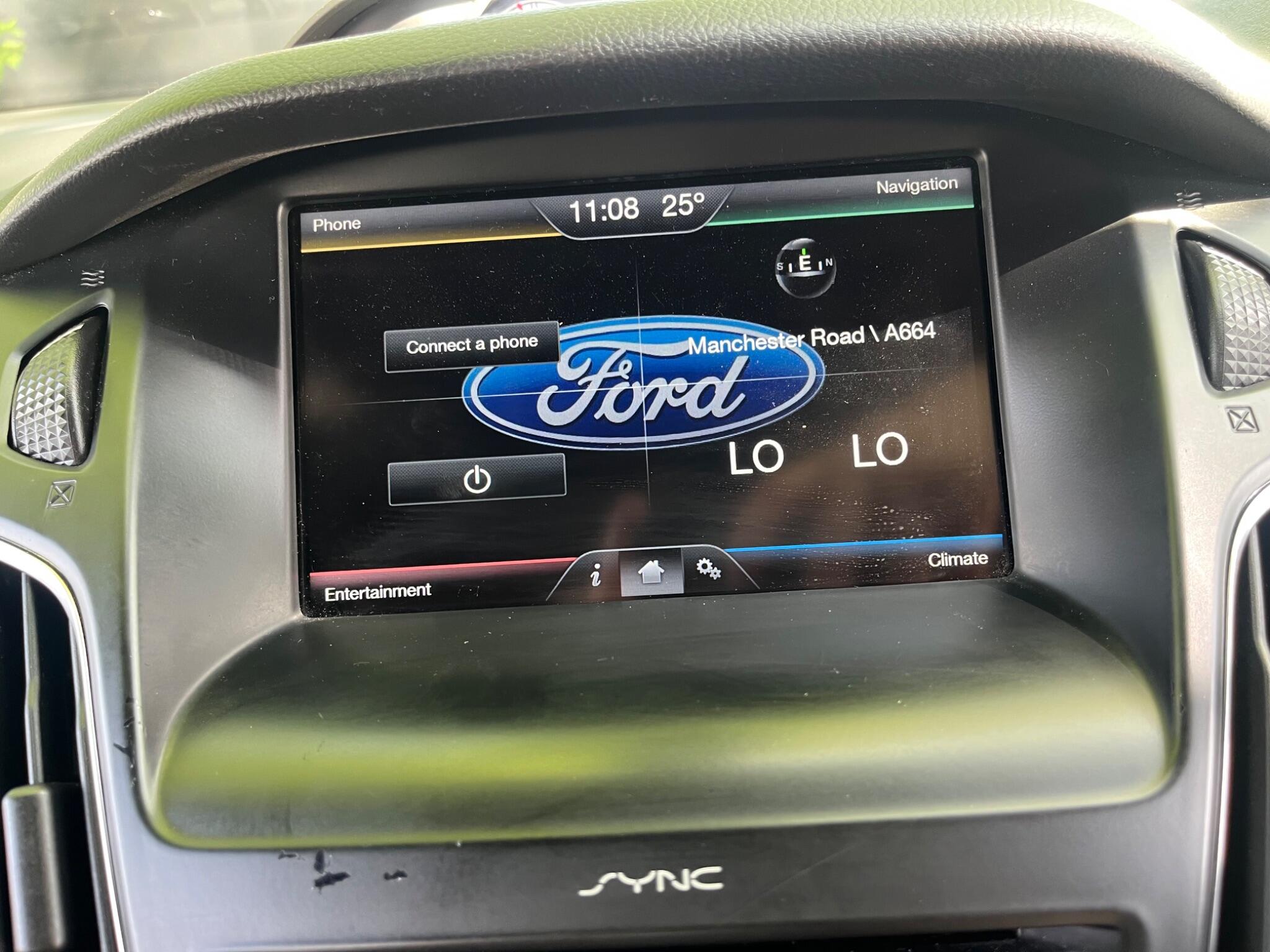 Ford Focus - Image 34