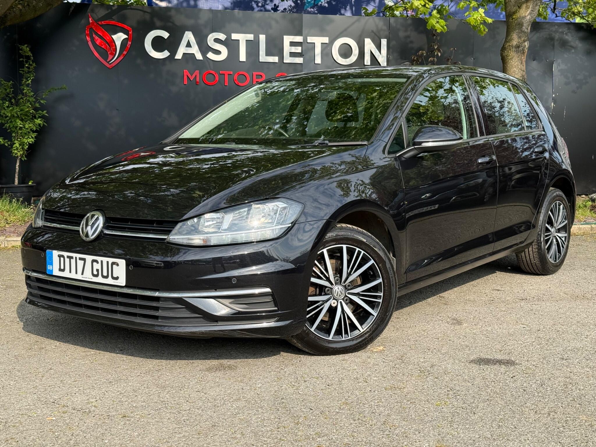 Volkswagen Golf - Image 2