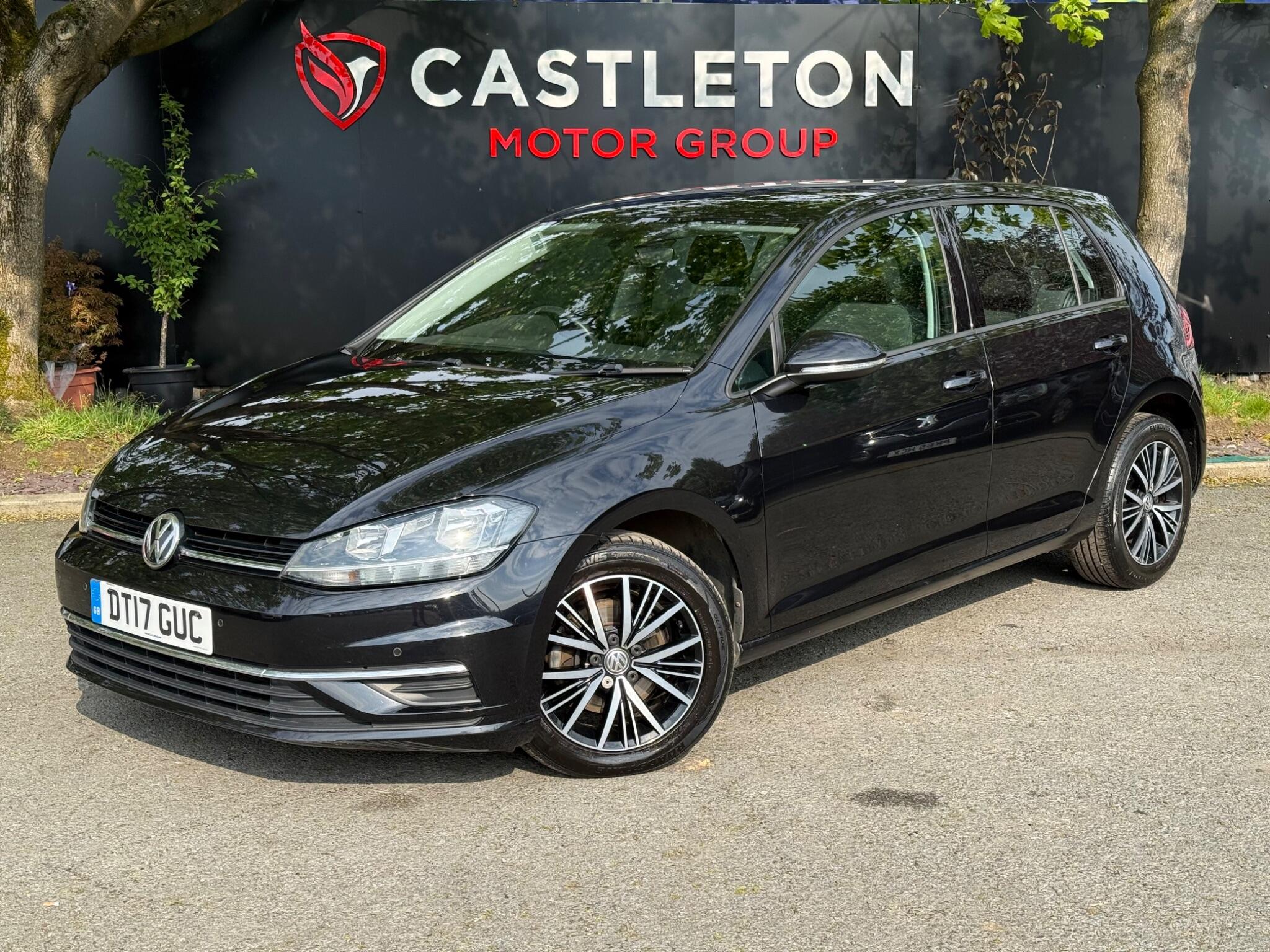 Volkswagen Golf - Image 10