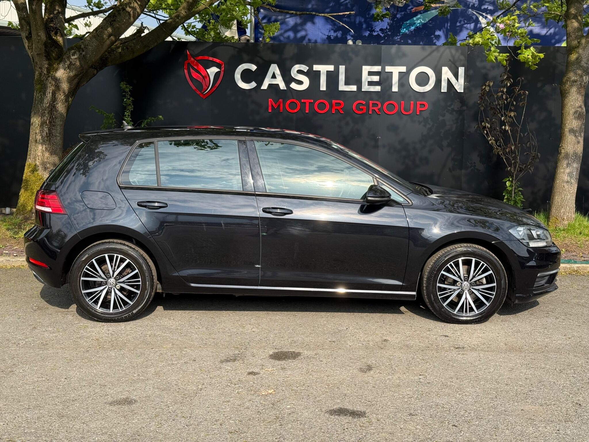 Volkswagen Golf - Image 14