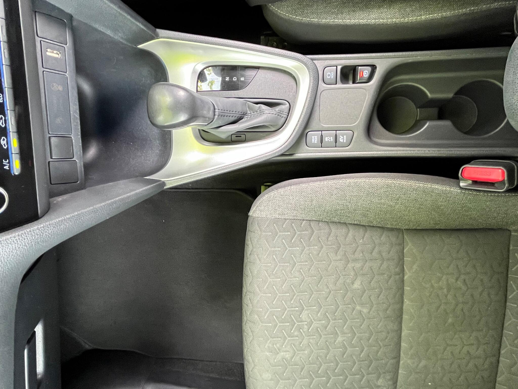 Toyota Yaris Cross - Image 17