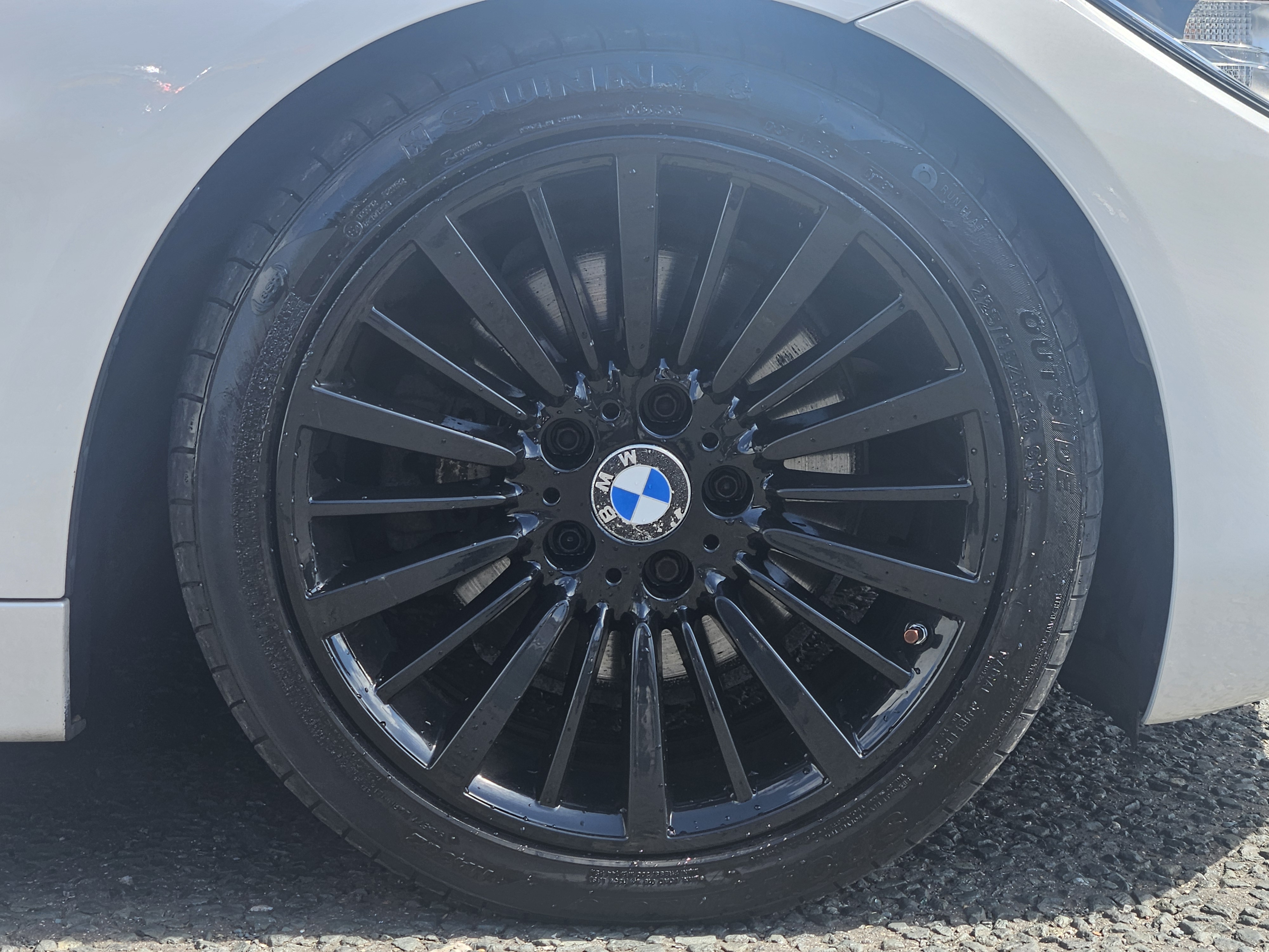 BMW 4 Series - Image 15