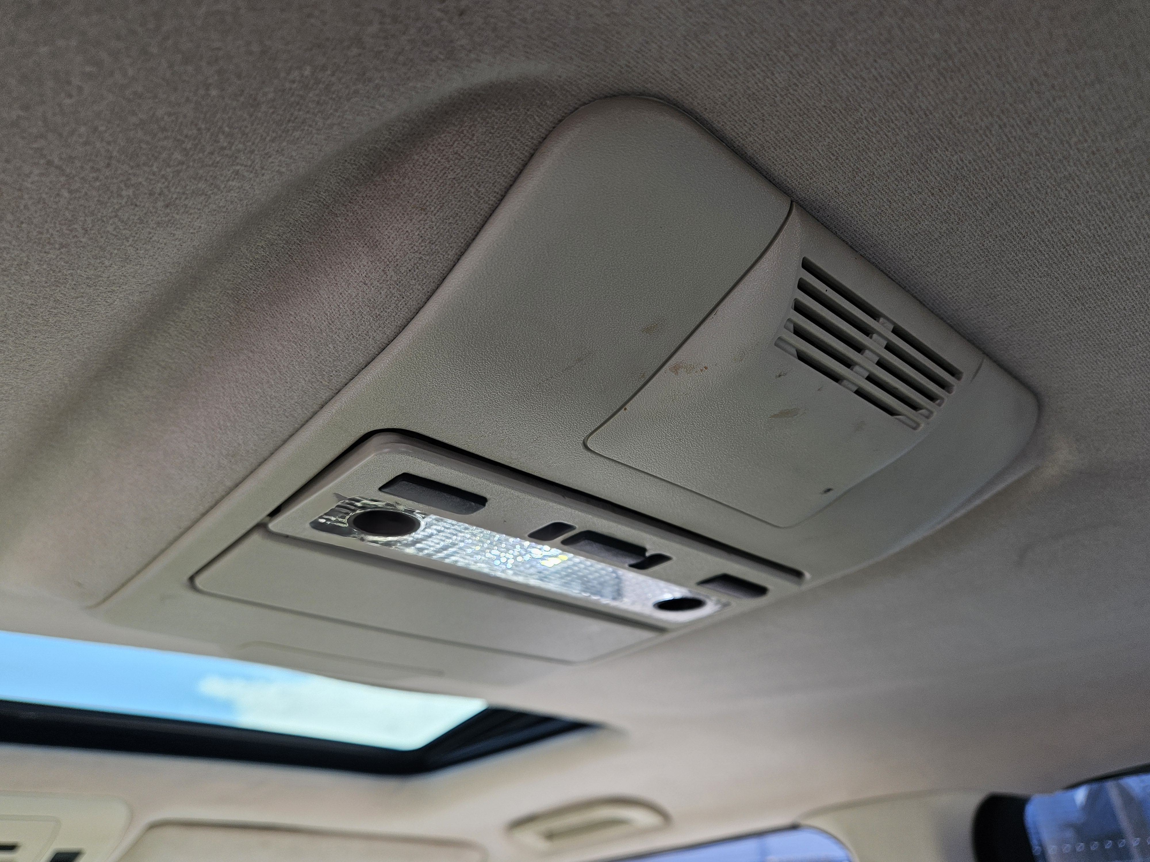 Land Rover Range Rover - Image 23