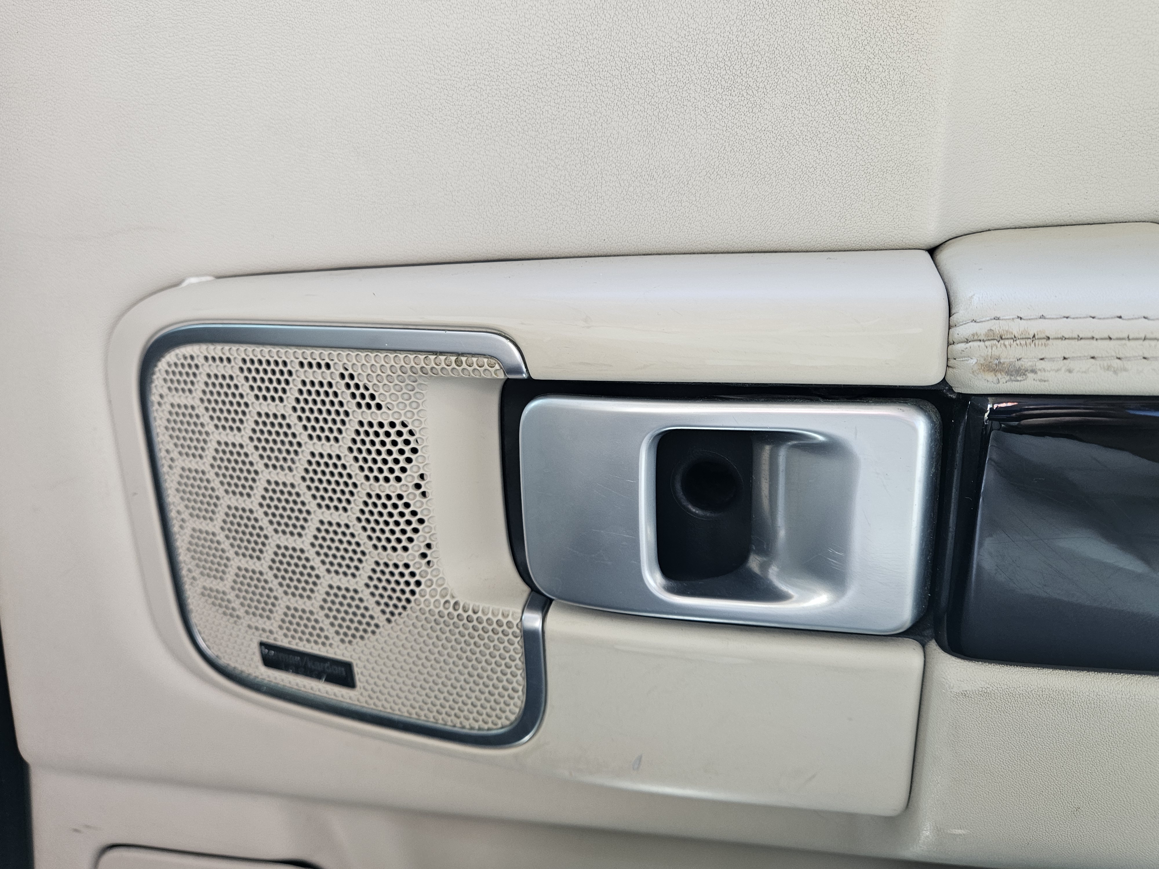 Land Rover Range Rover - Image 33
