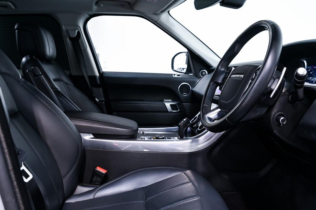 Land Rover RANGE ROVER SPORT - Image 11