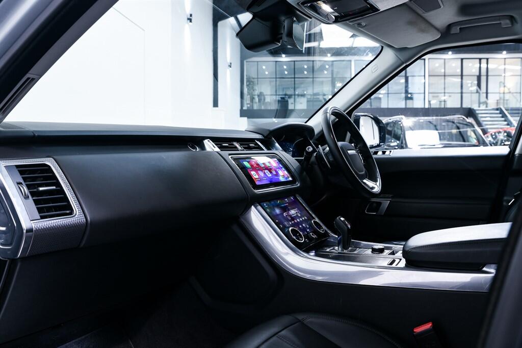Land Rover RANGE ROVER SPORT - Image 12