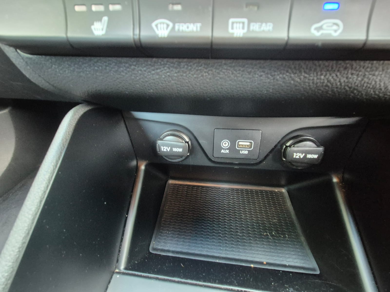 Hyundai Tucson - Image 12