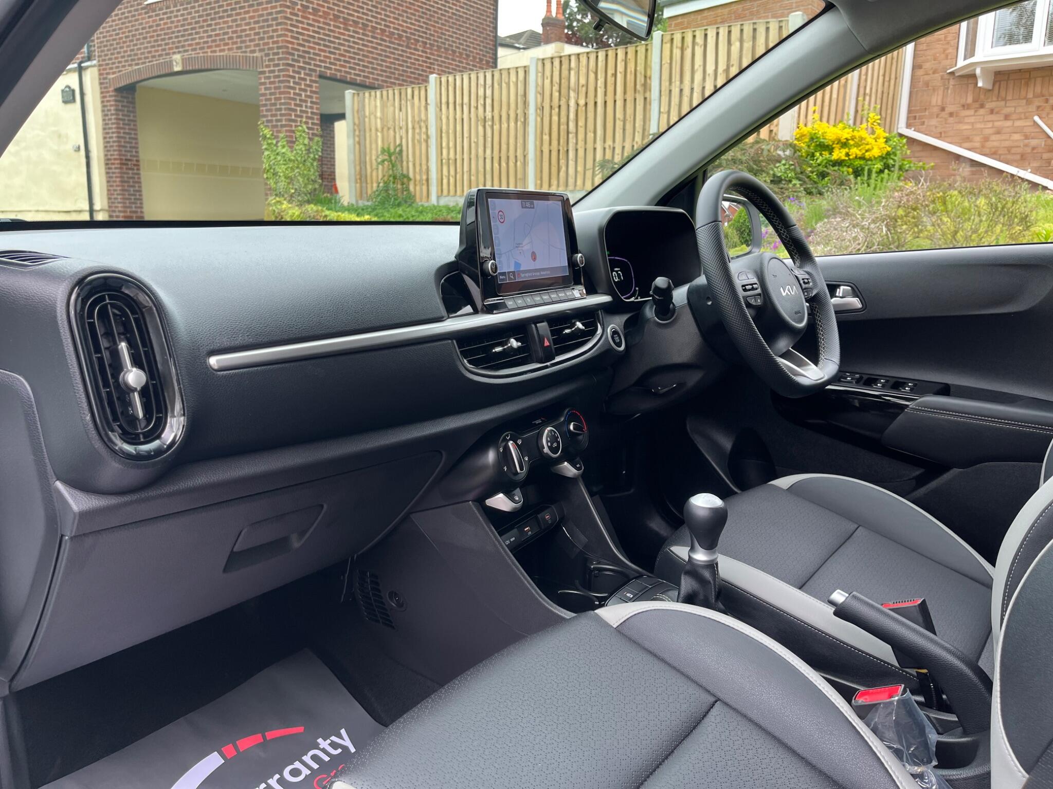 Kia Picanto - Image 13