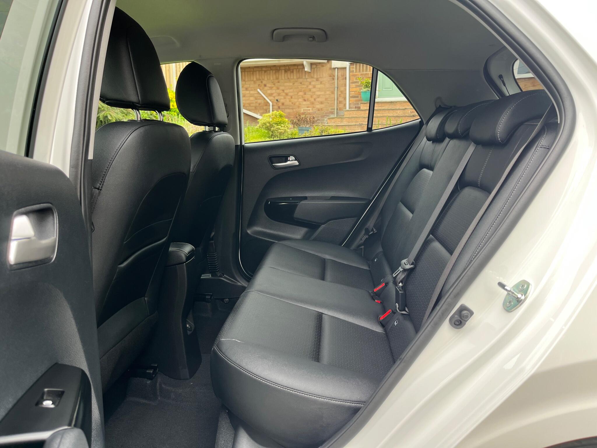 Kia Picanto - Image 17