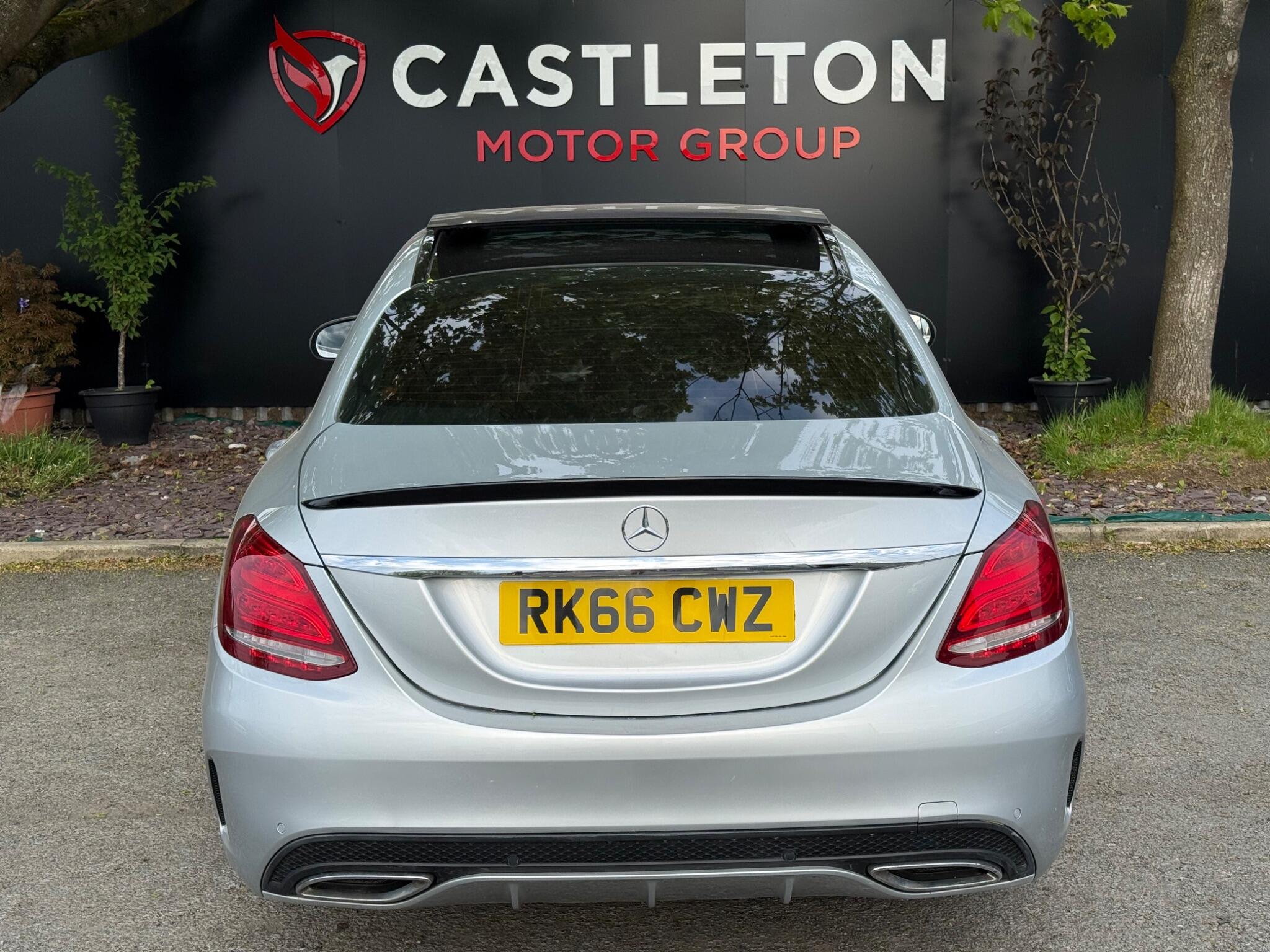 Mercedes C Class - Image 11