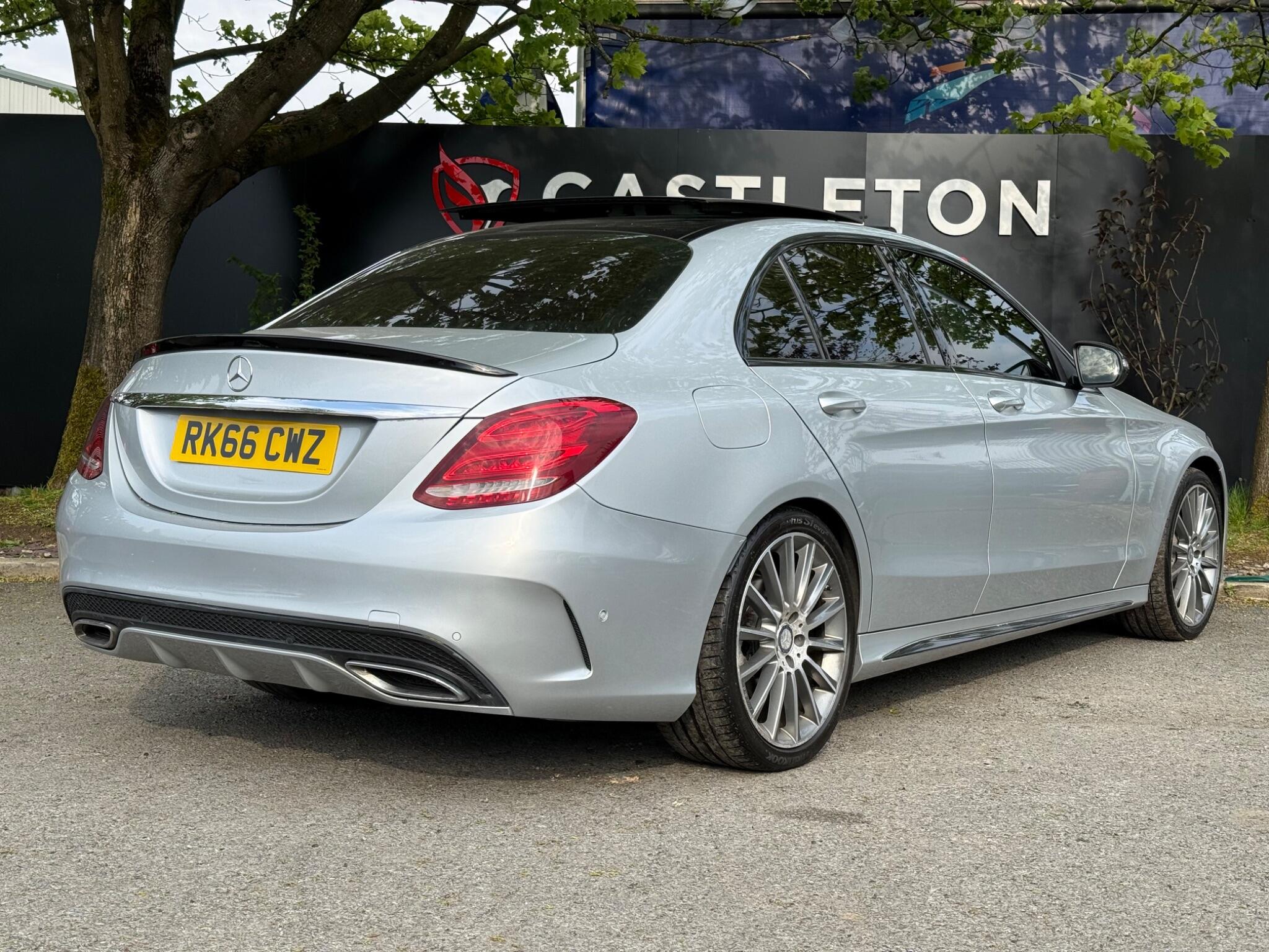 Mercedes C Class - Image 15