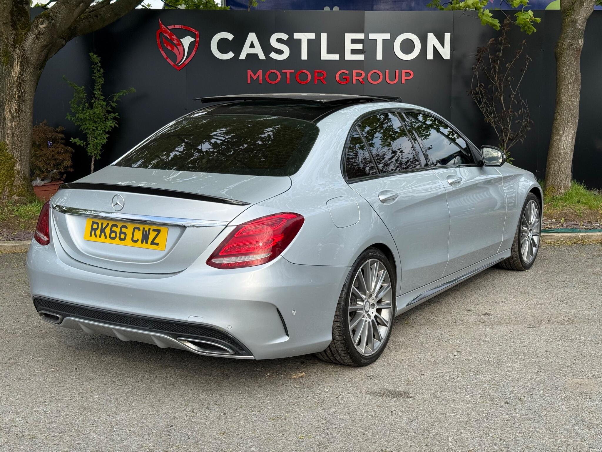 Mercedes C Class - Image 16