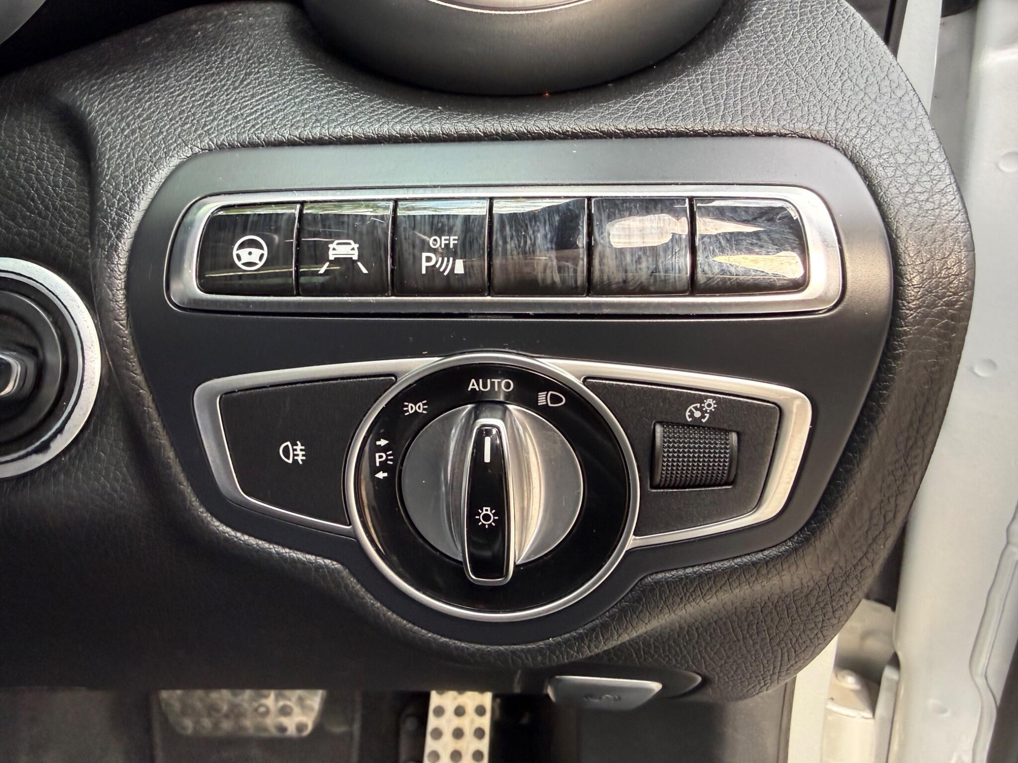 Mercedes C Class - Image 29