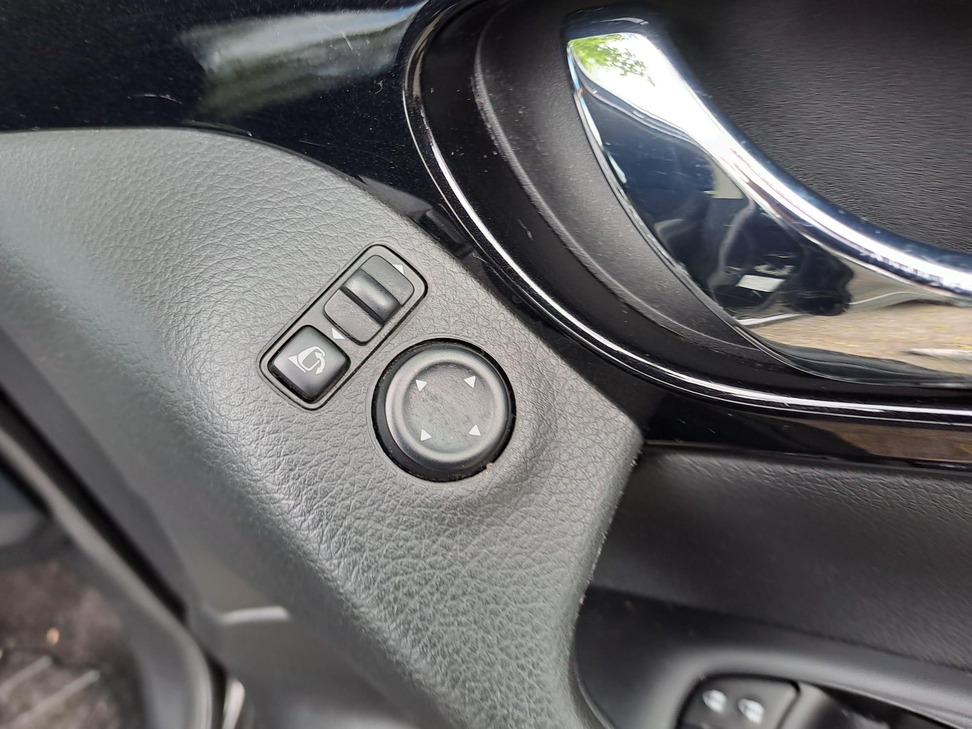 Nissan Qashqai - Image 25