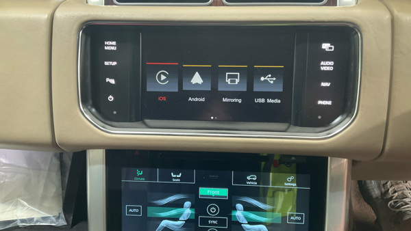 Land Rover Range Rover - Image 9