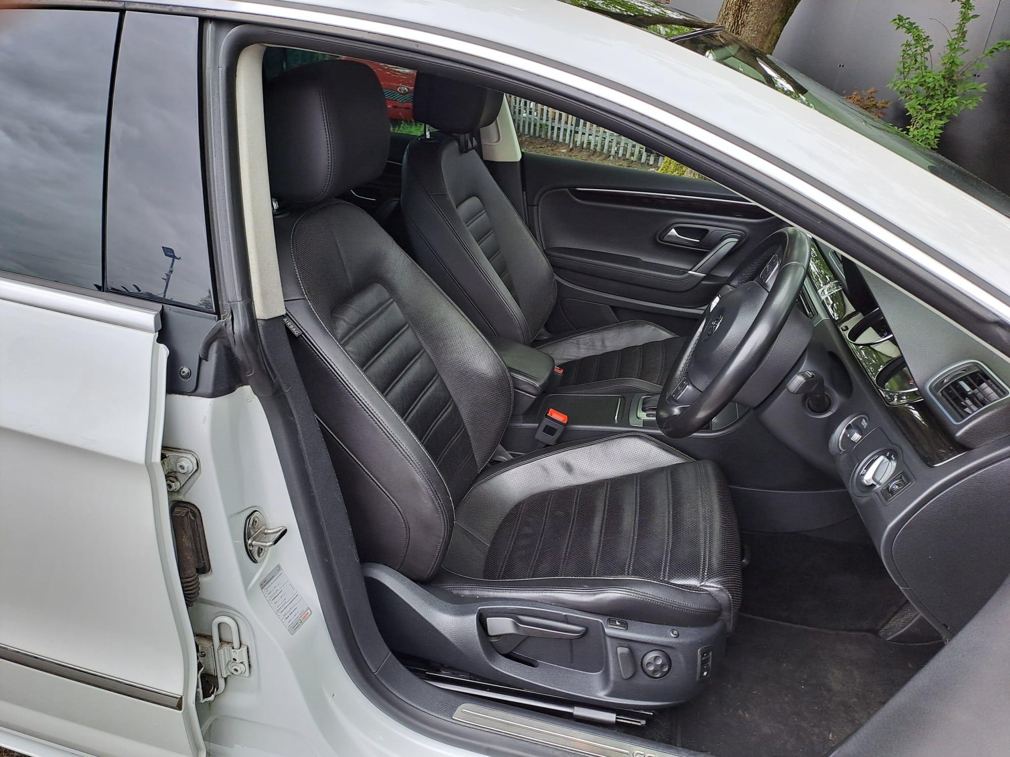Volkswagen CC - Image 12