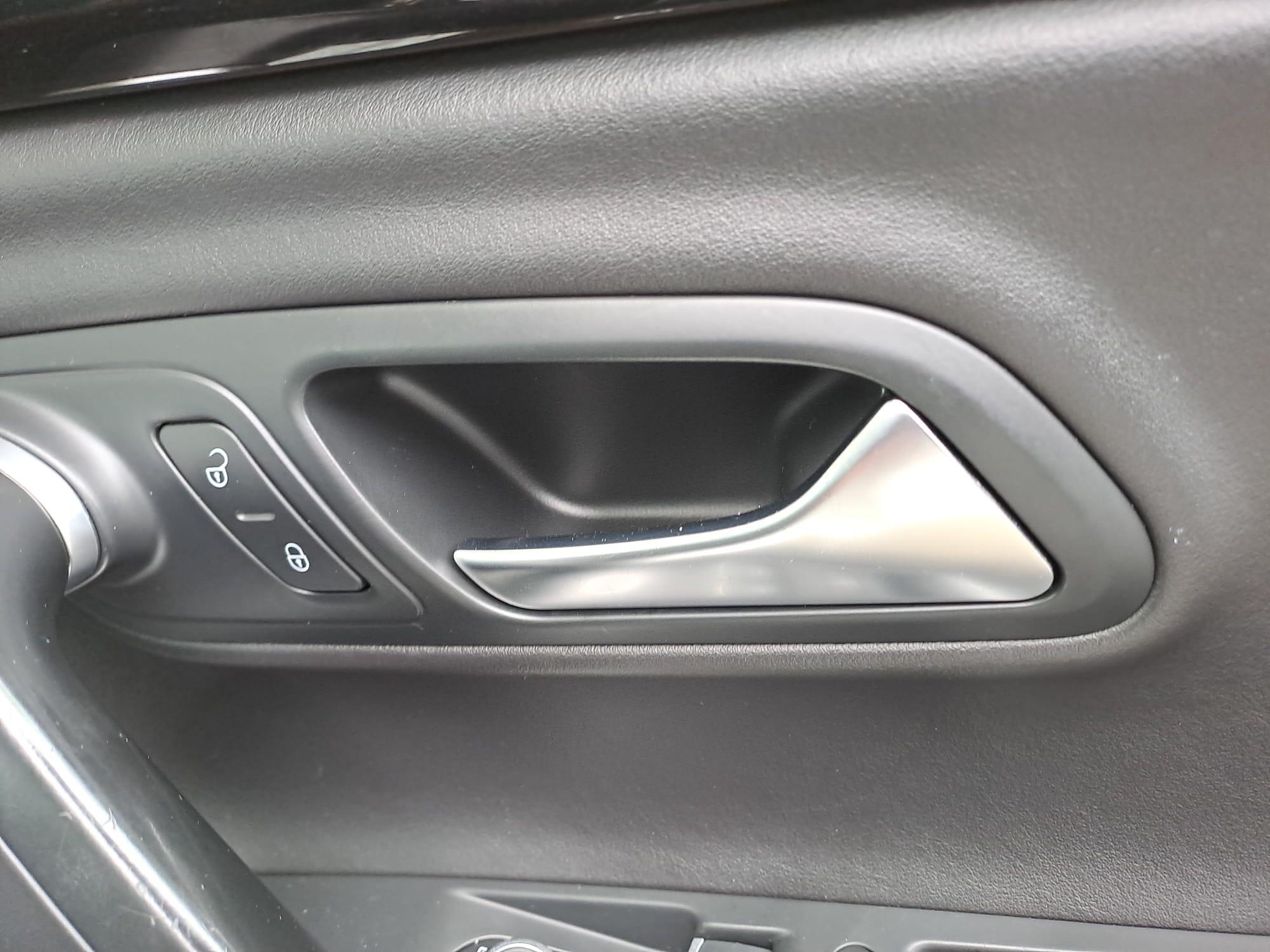 Volkswagen CC - Image 21