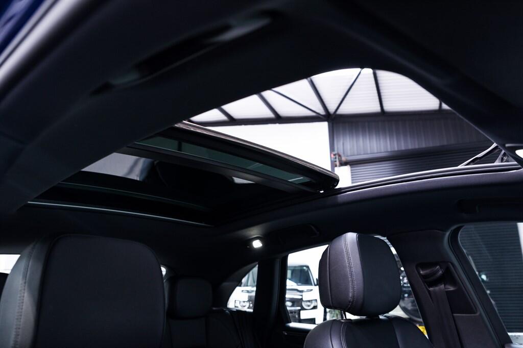 Porsche Macan - Image 5