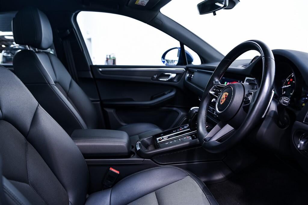 Porsche Macan - Image 10