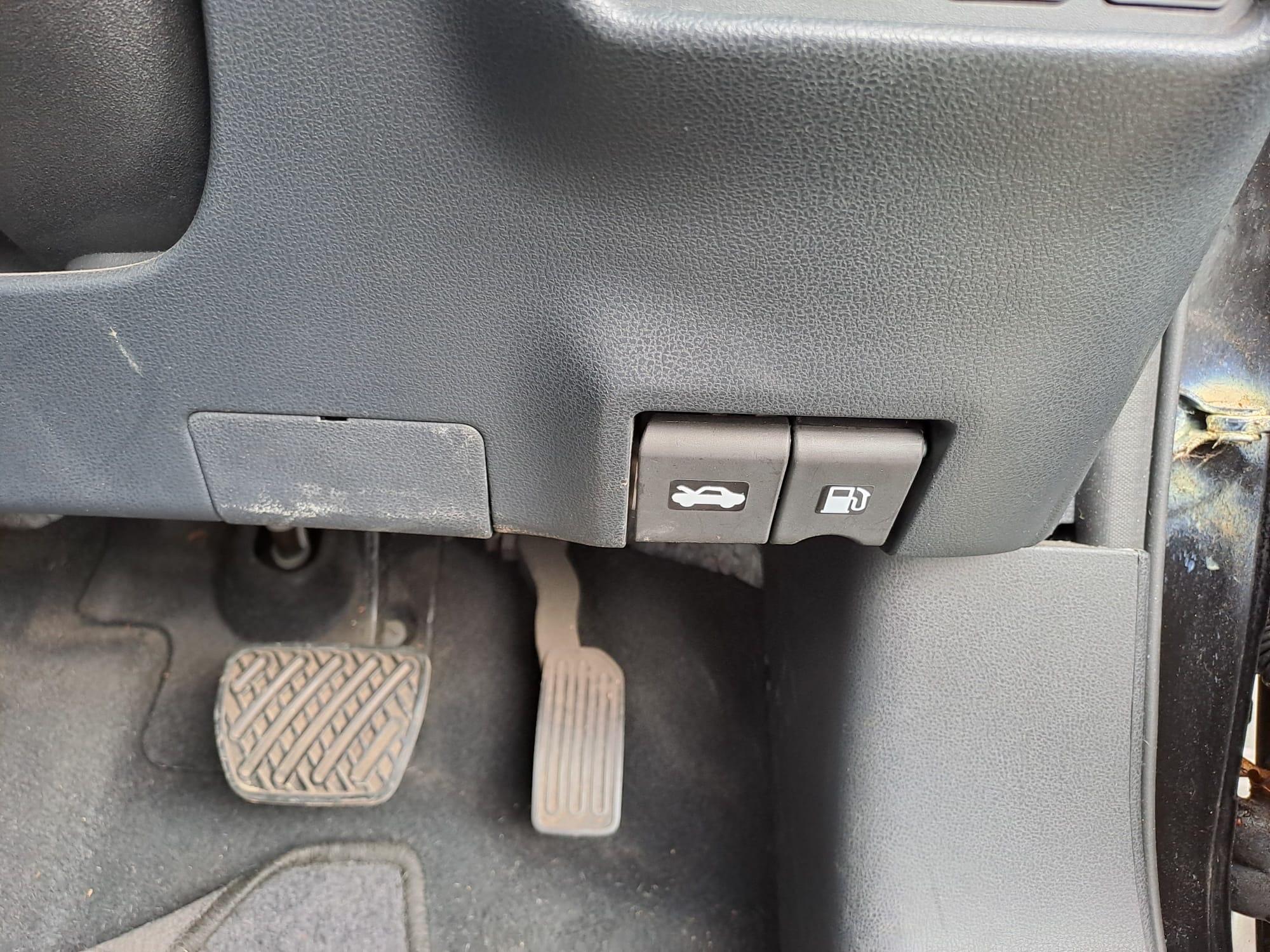 Nissan Juke - Image 28