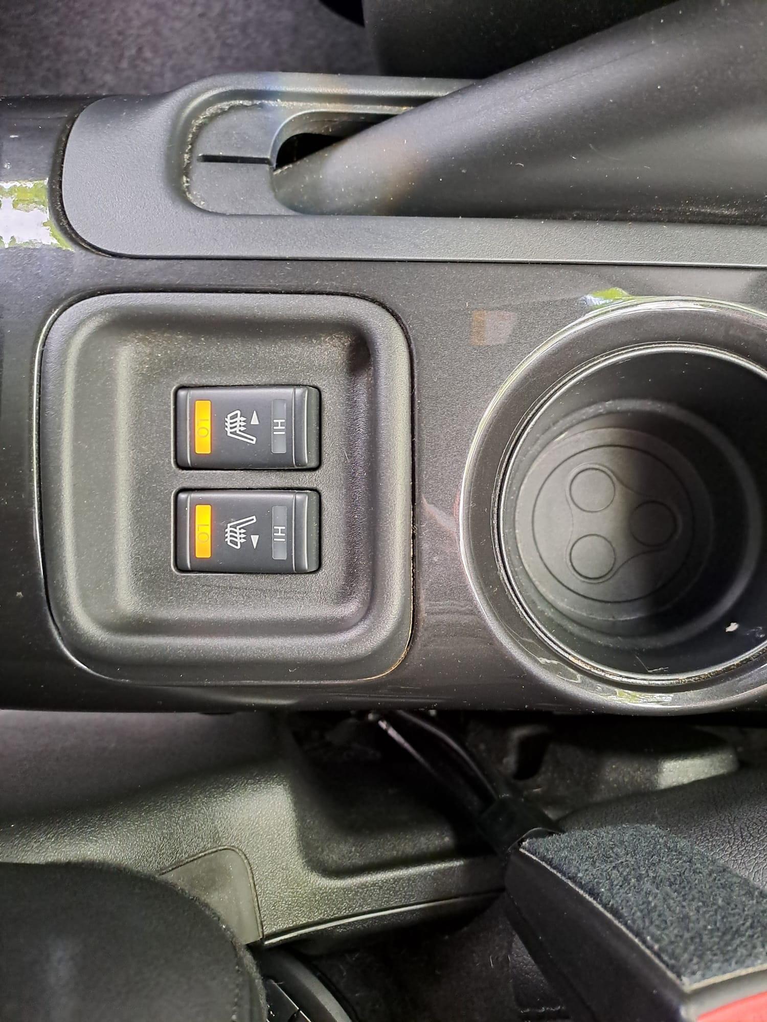 Nissan Juke - Image 52