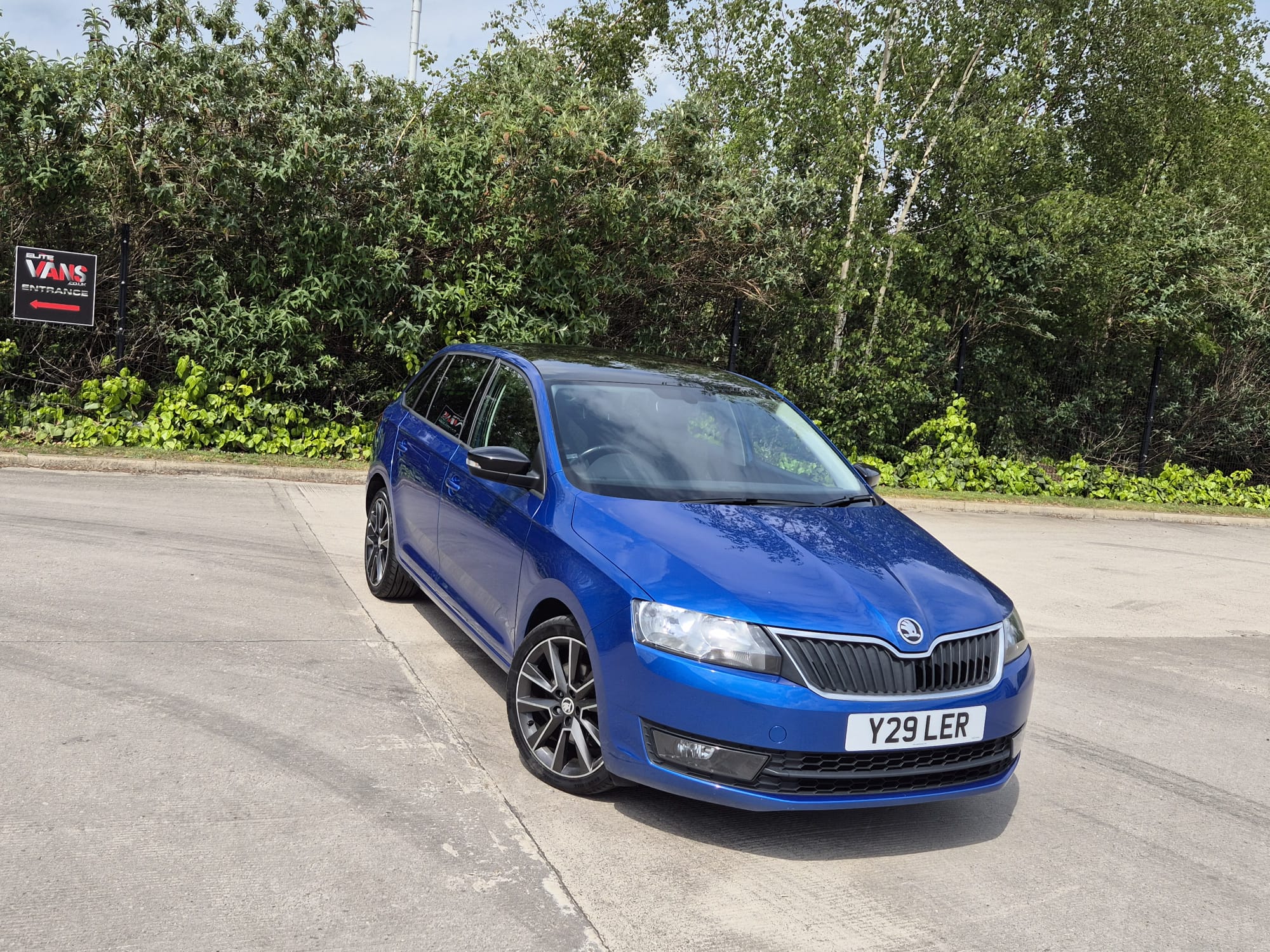 Skoda Rapid Spaceback - Image 3