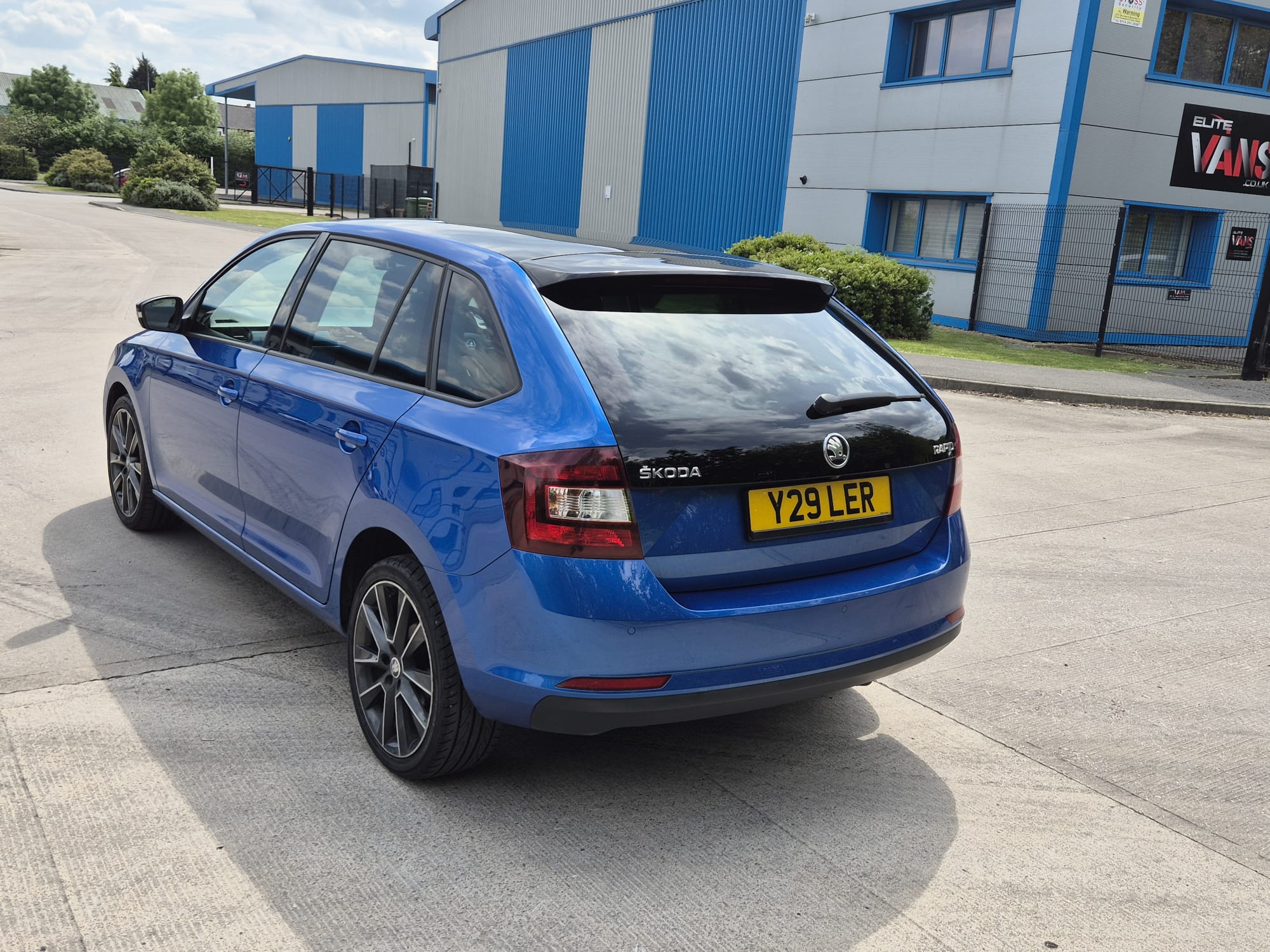 Skoda Rapid Spaceback - Image 6
