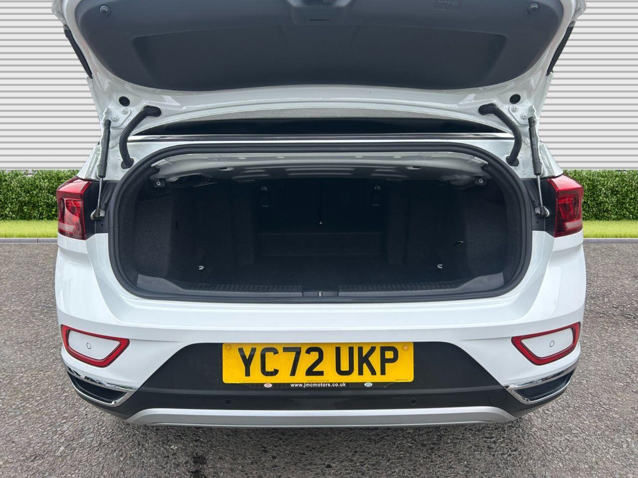 Volkswagen T-Roc - Image 23
