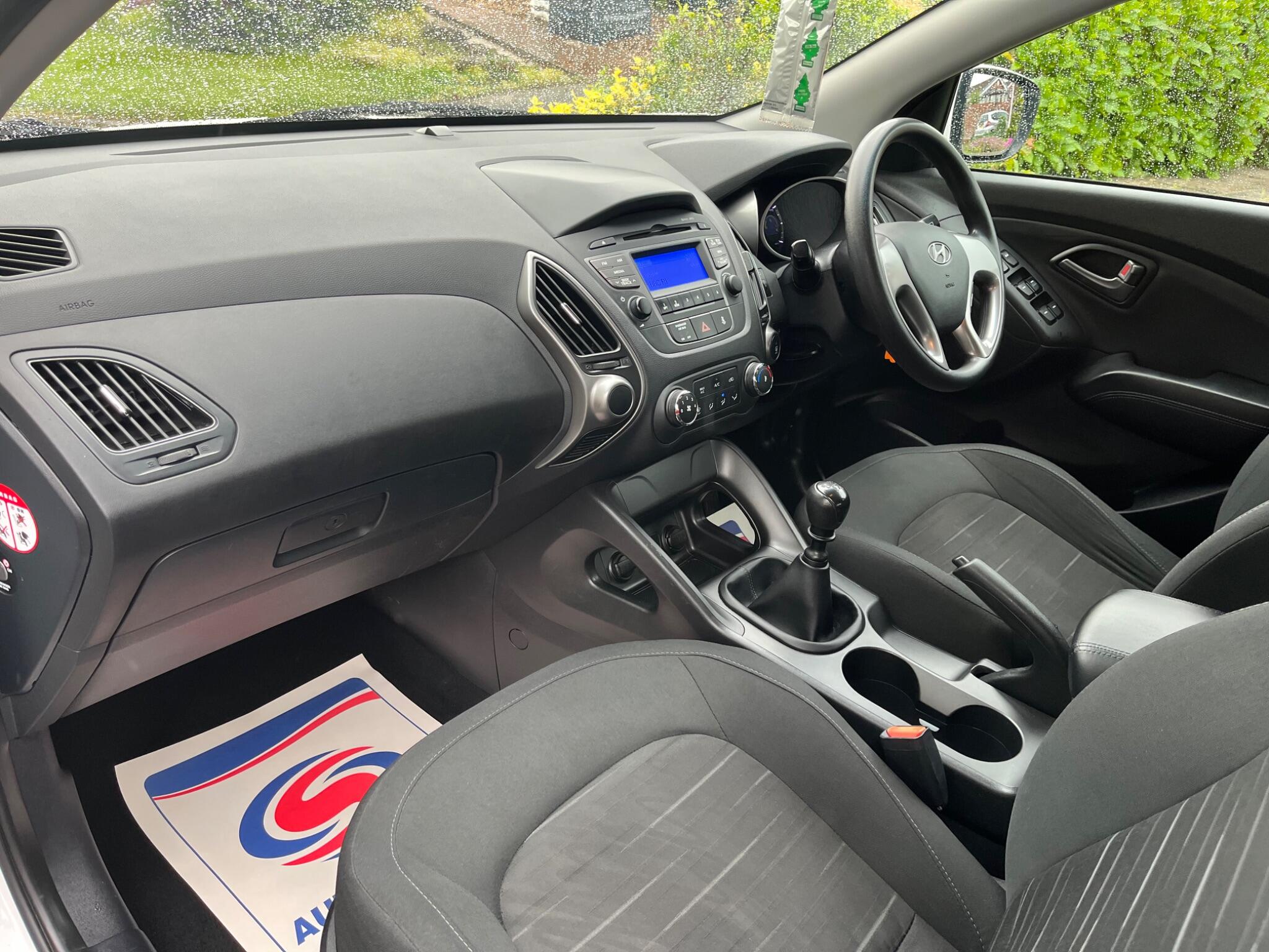Hyundai ix35 - Image 10