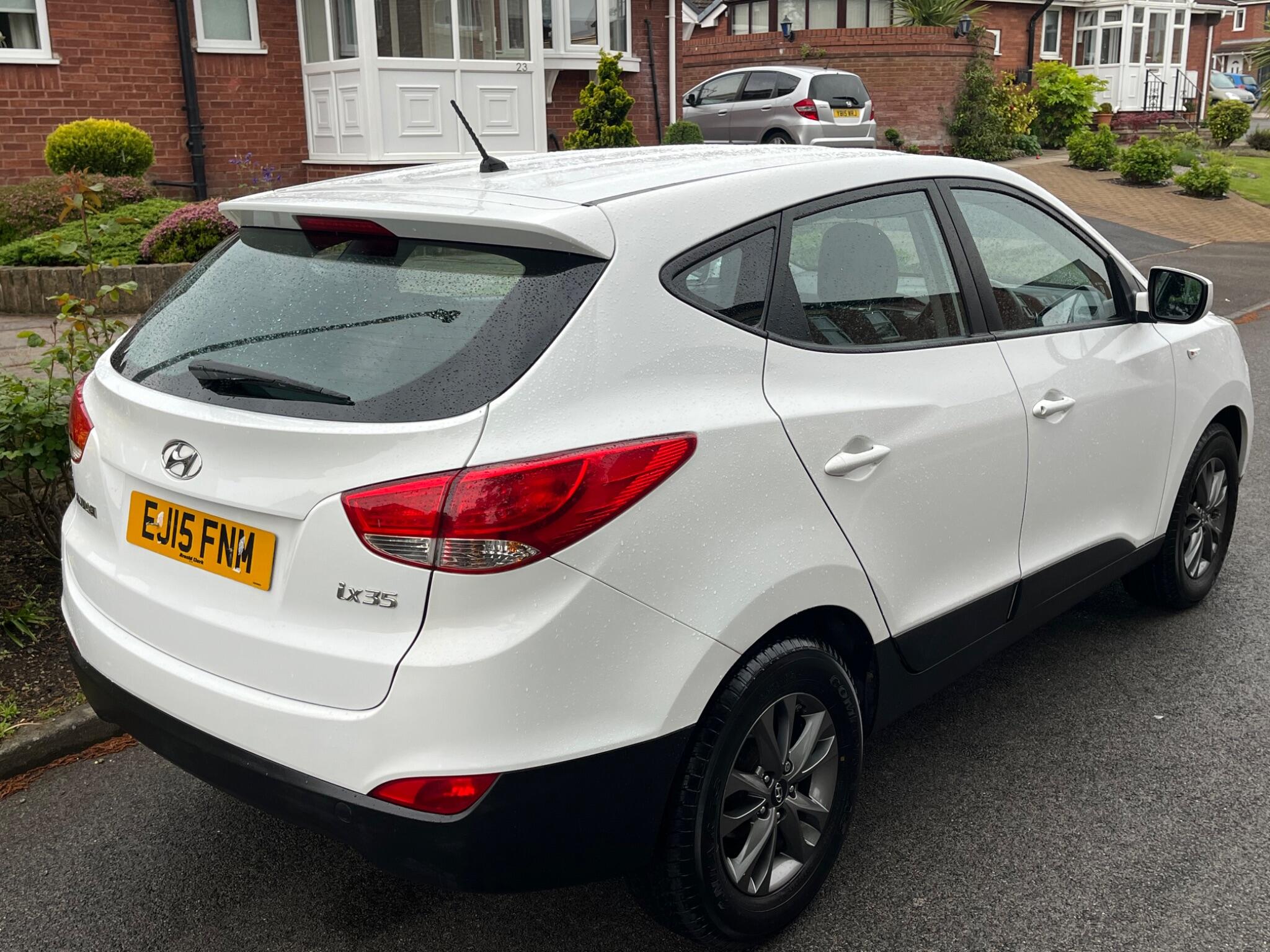 Hyundai ix35 - Image 22