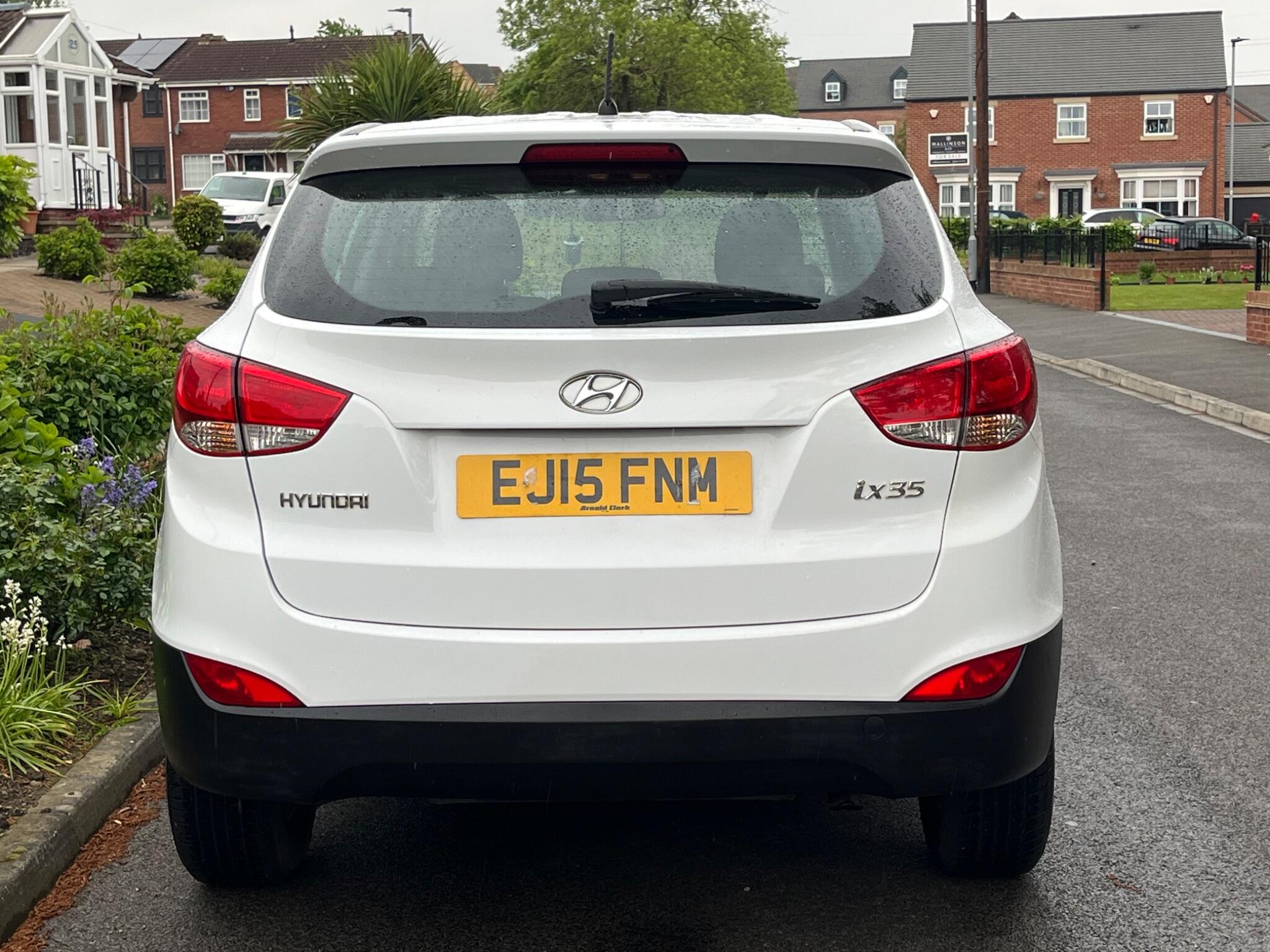 Hyundai ix35 - Image 24