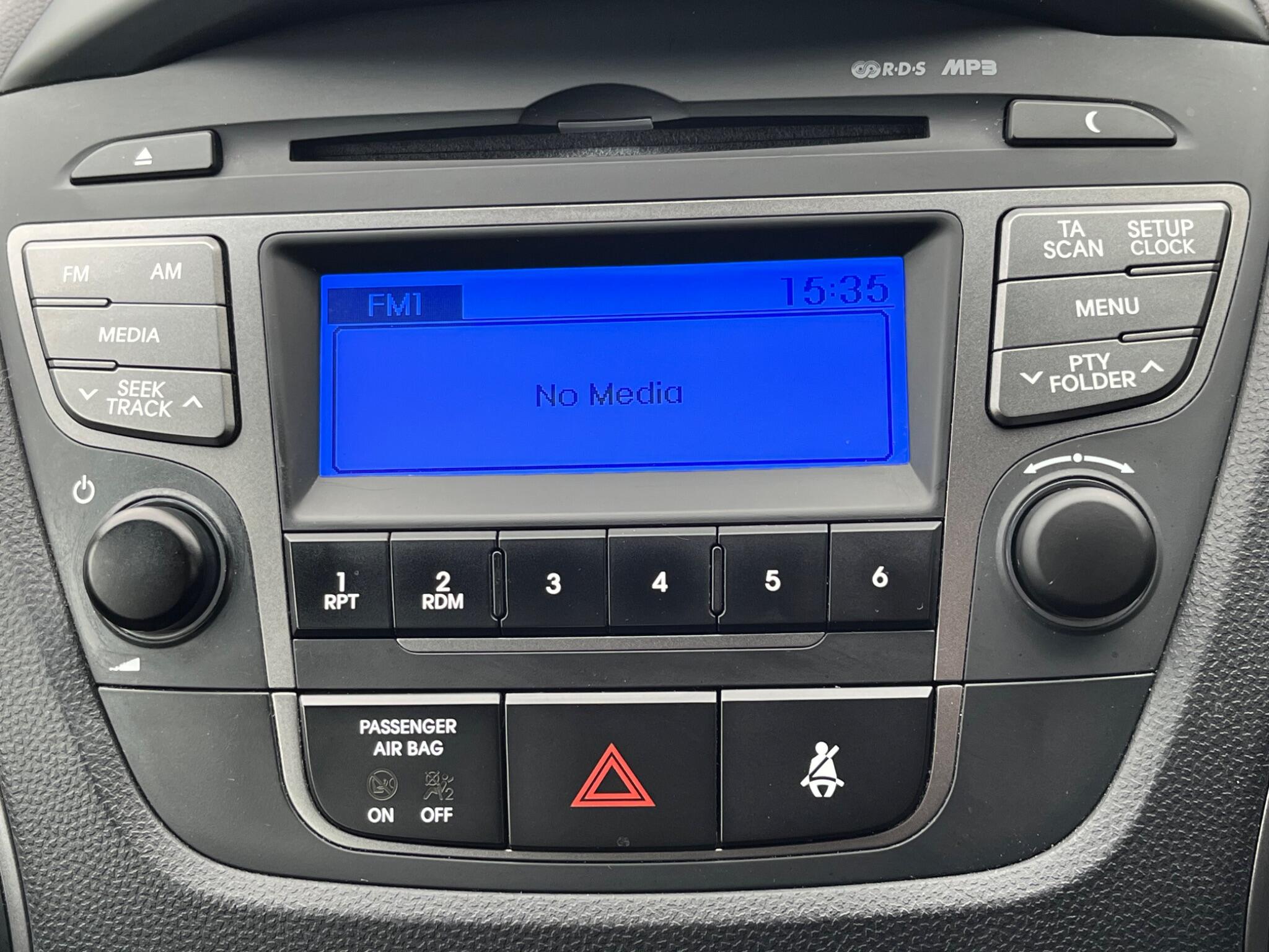Hyundai ix35 - Image 37