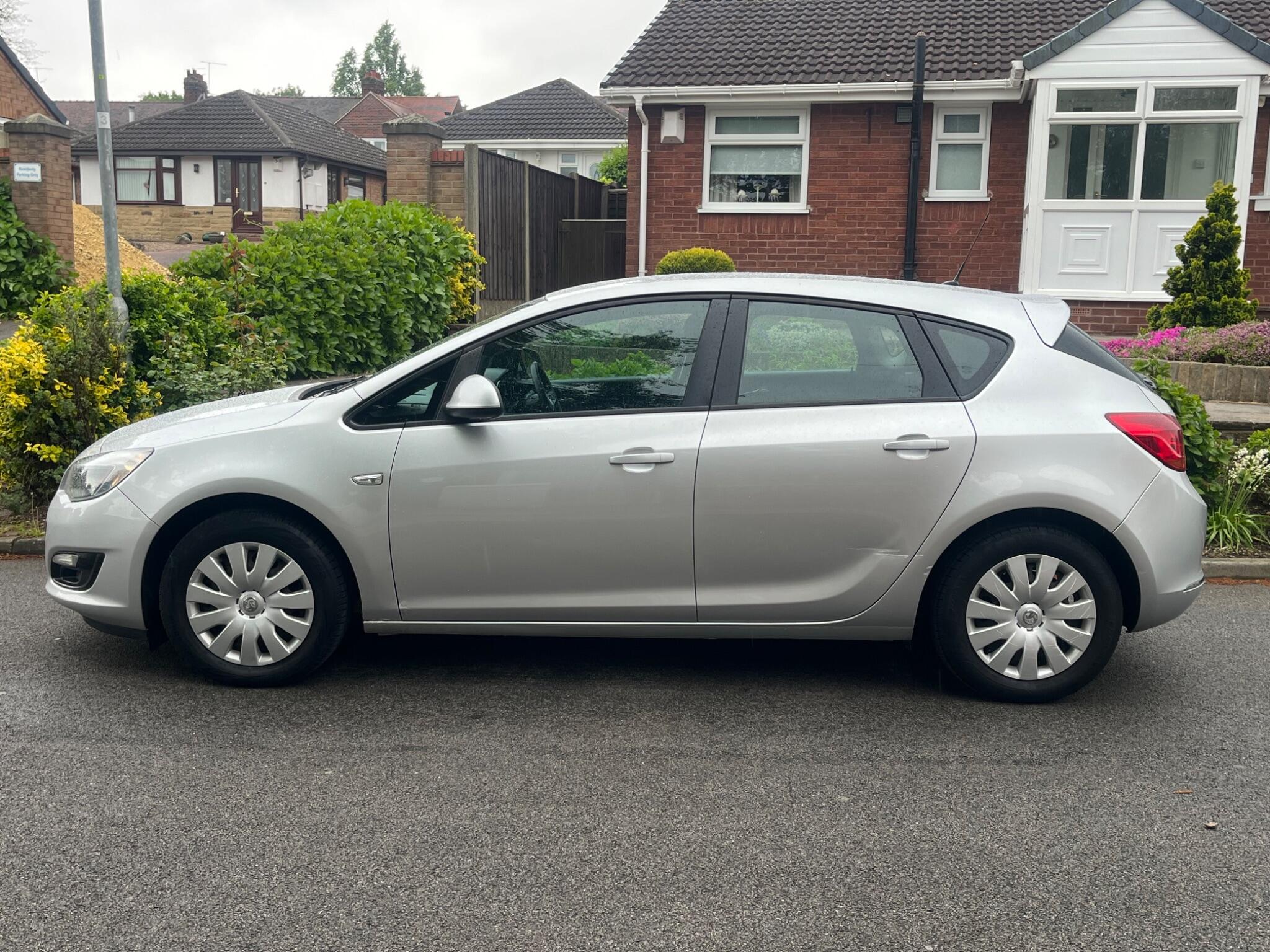 Vauxhall Astra - Image 3