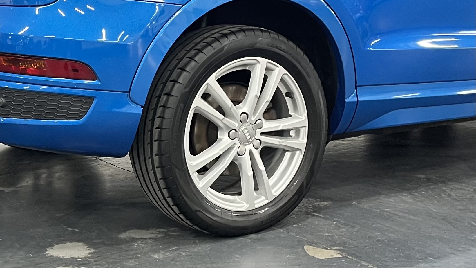 Audi Q3 - Image 7