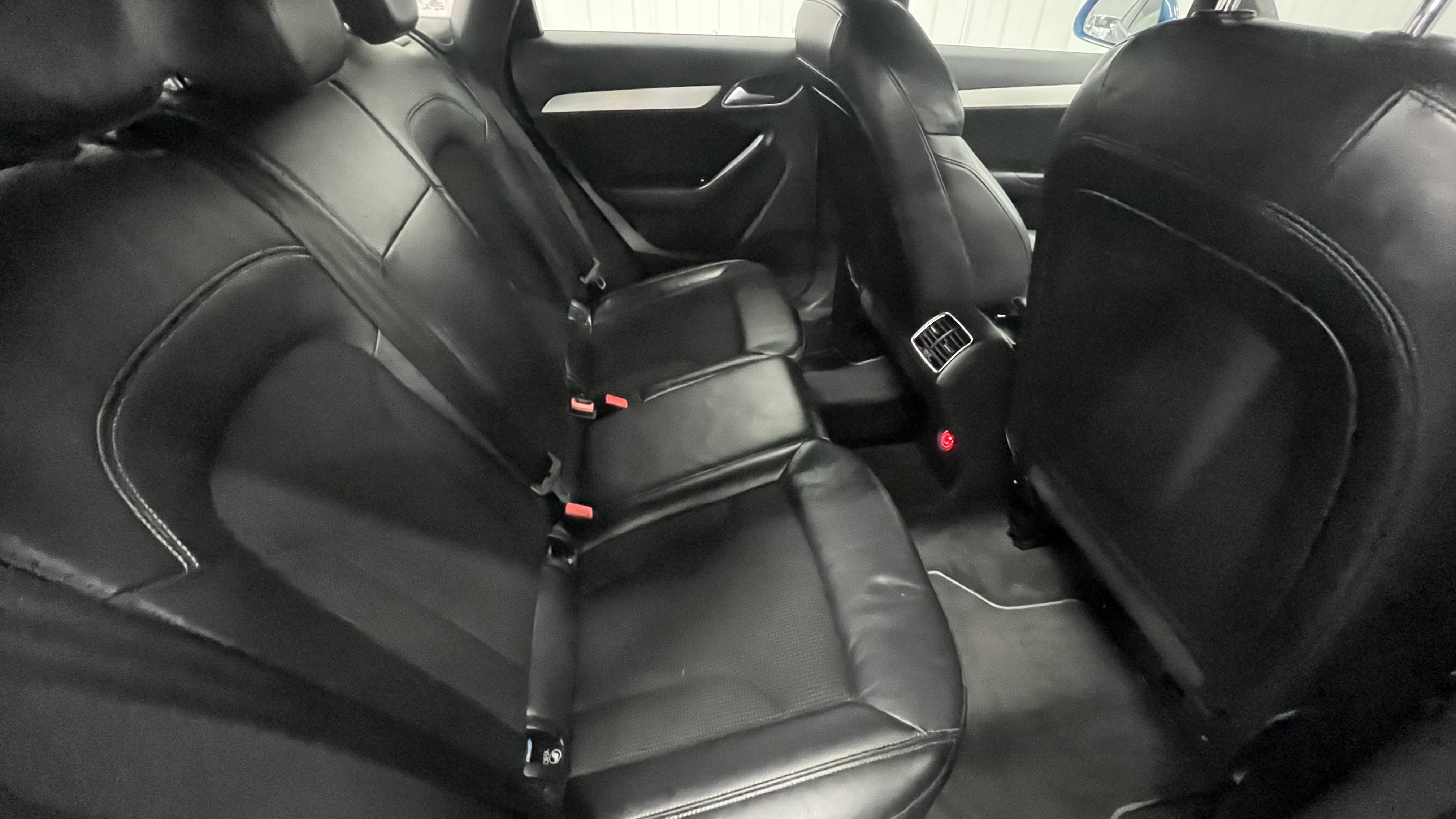Audi Q3 - Image 20