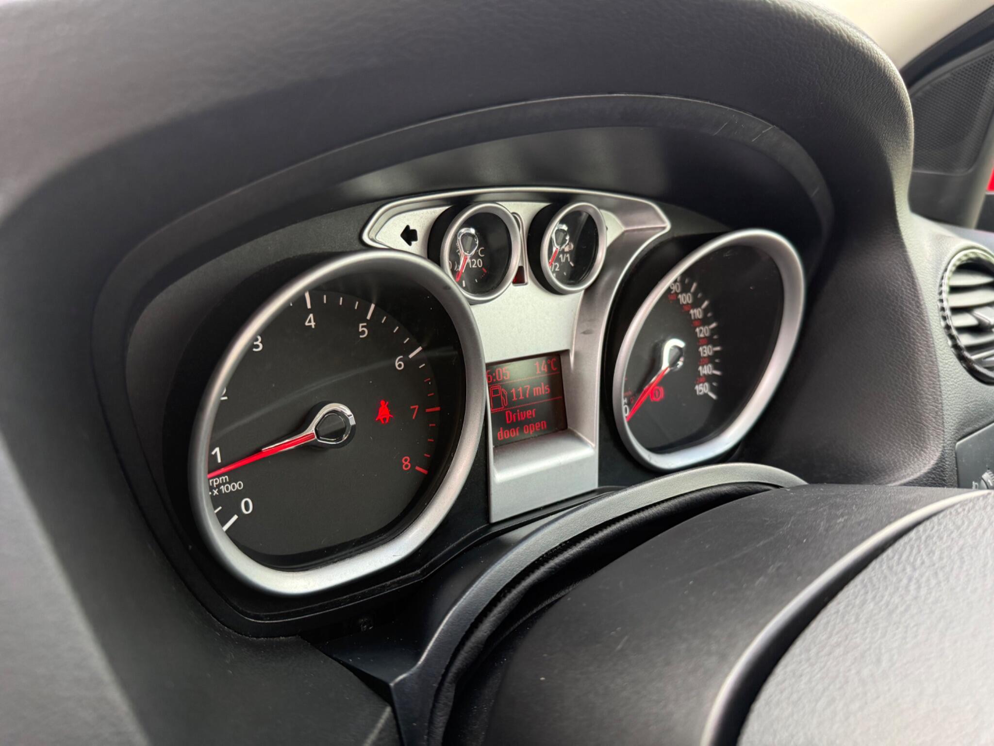 Ford Focus - Image 28
