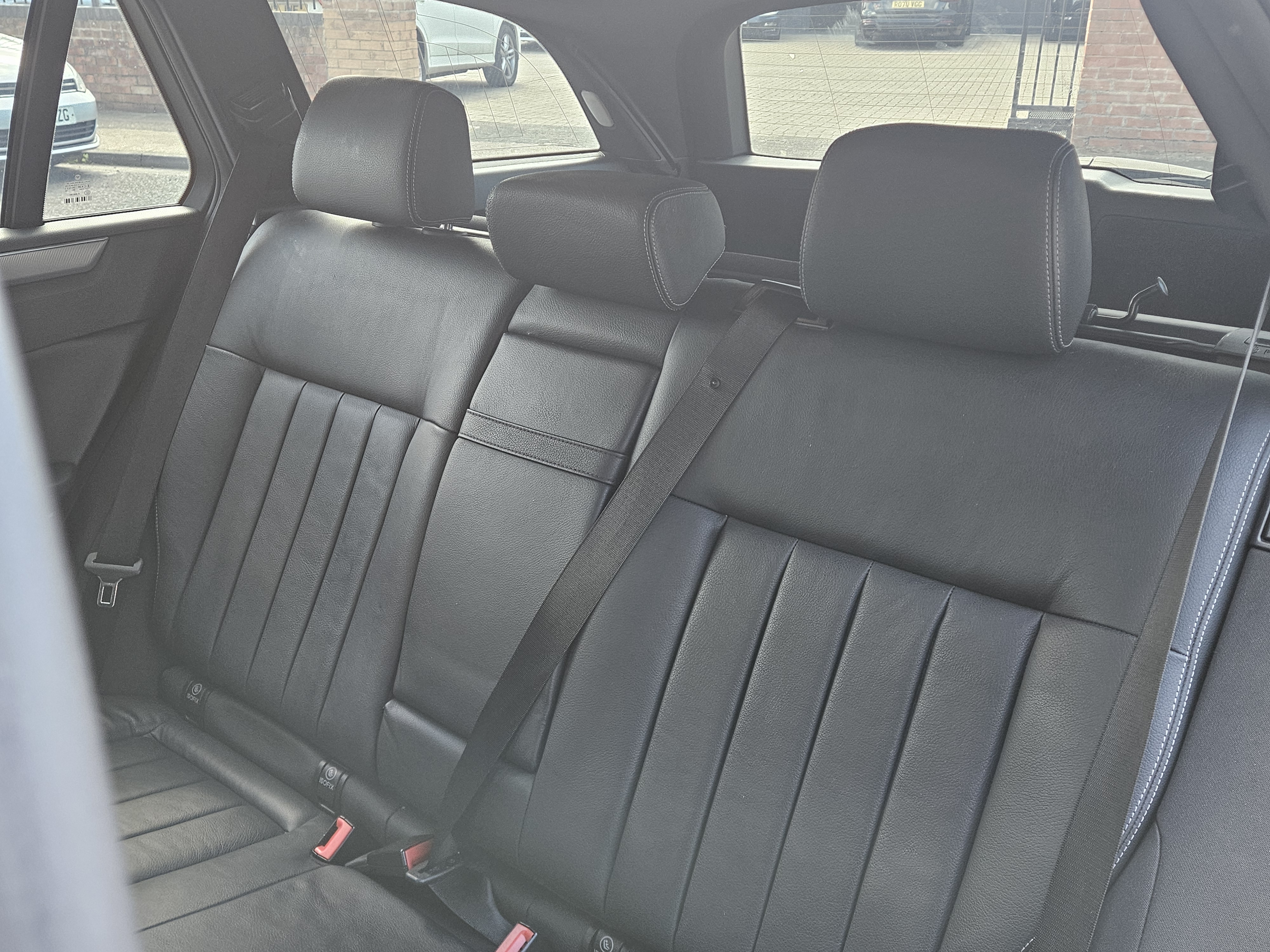Mercedes E Class - Image 9