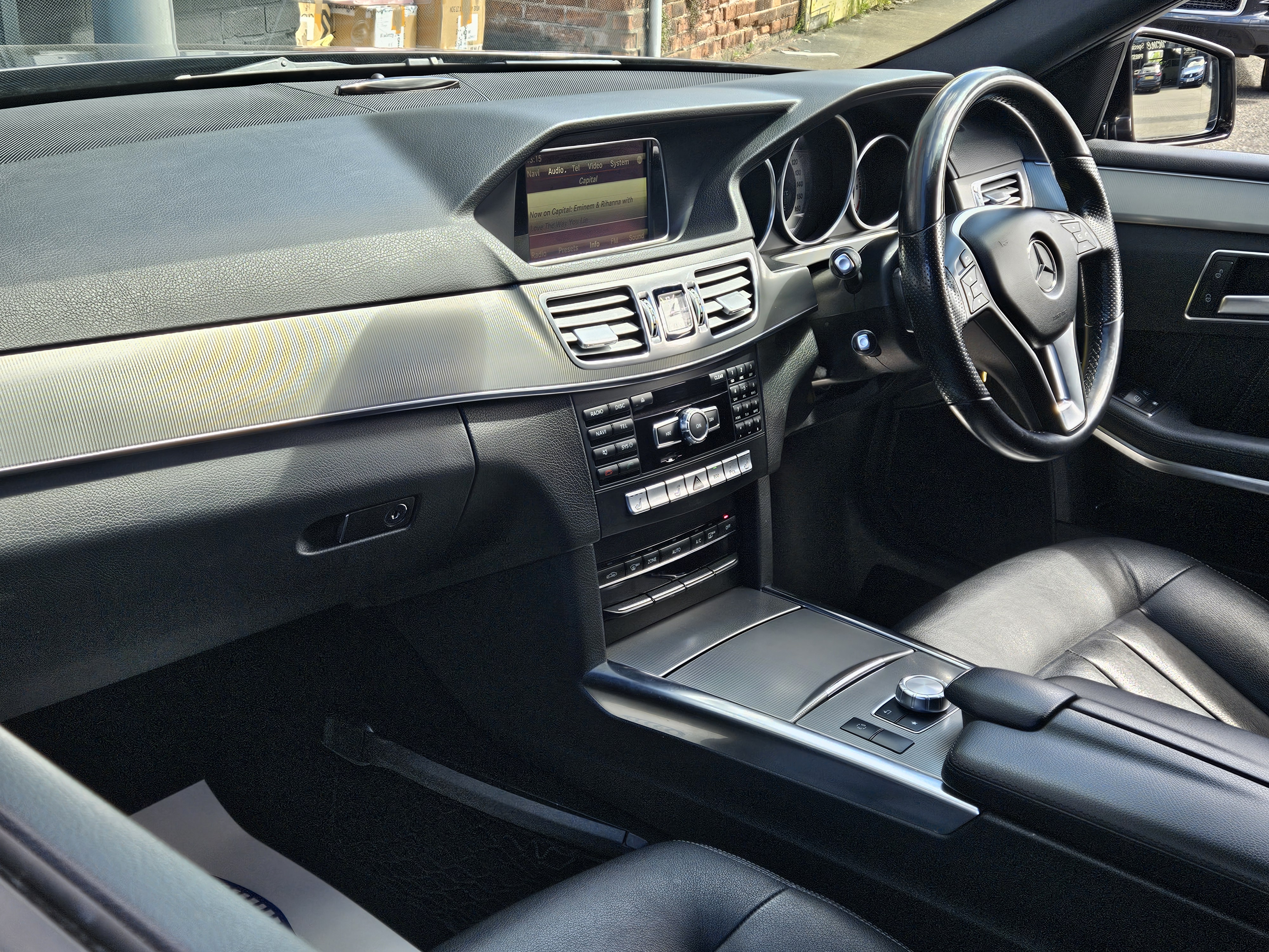 Mercedes E Class - Image 11