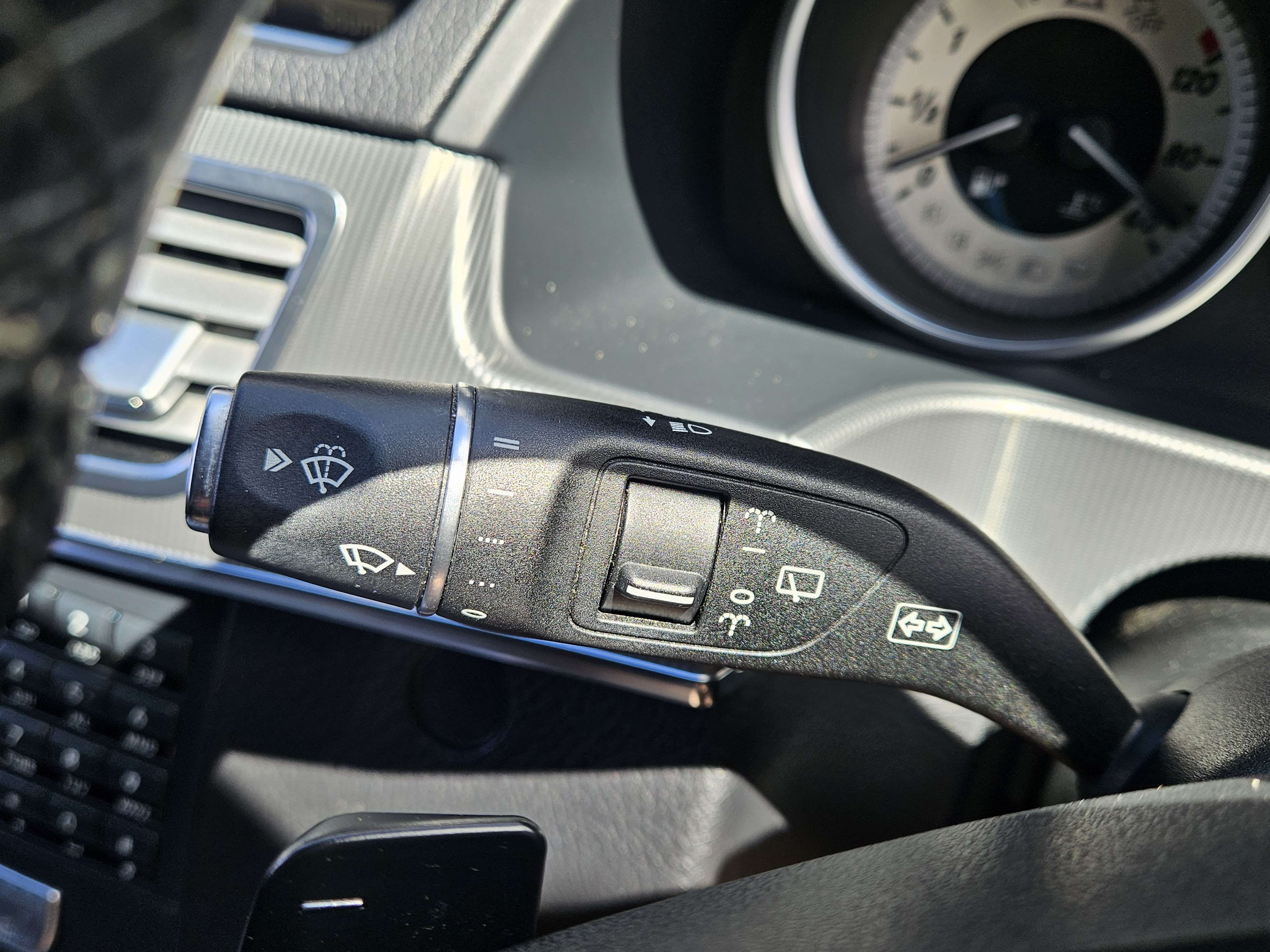 Mercedes E Class - Image 34