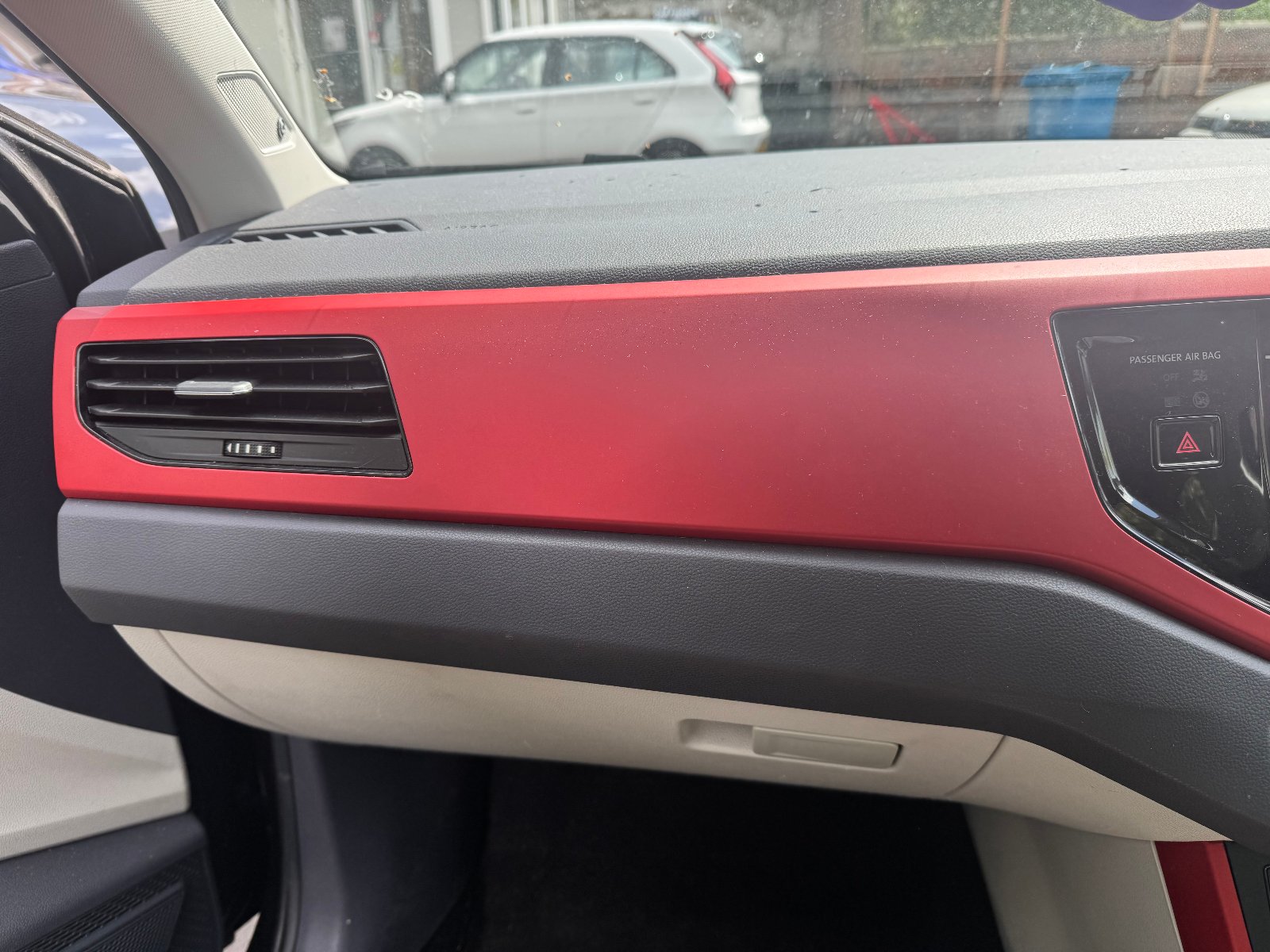 Volkswagen Polo - Image 7