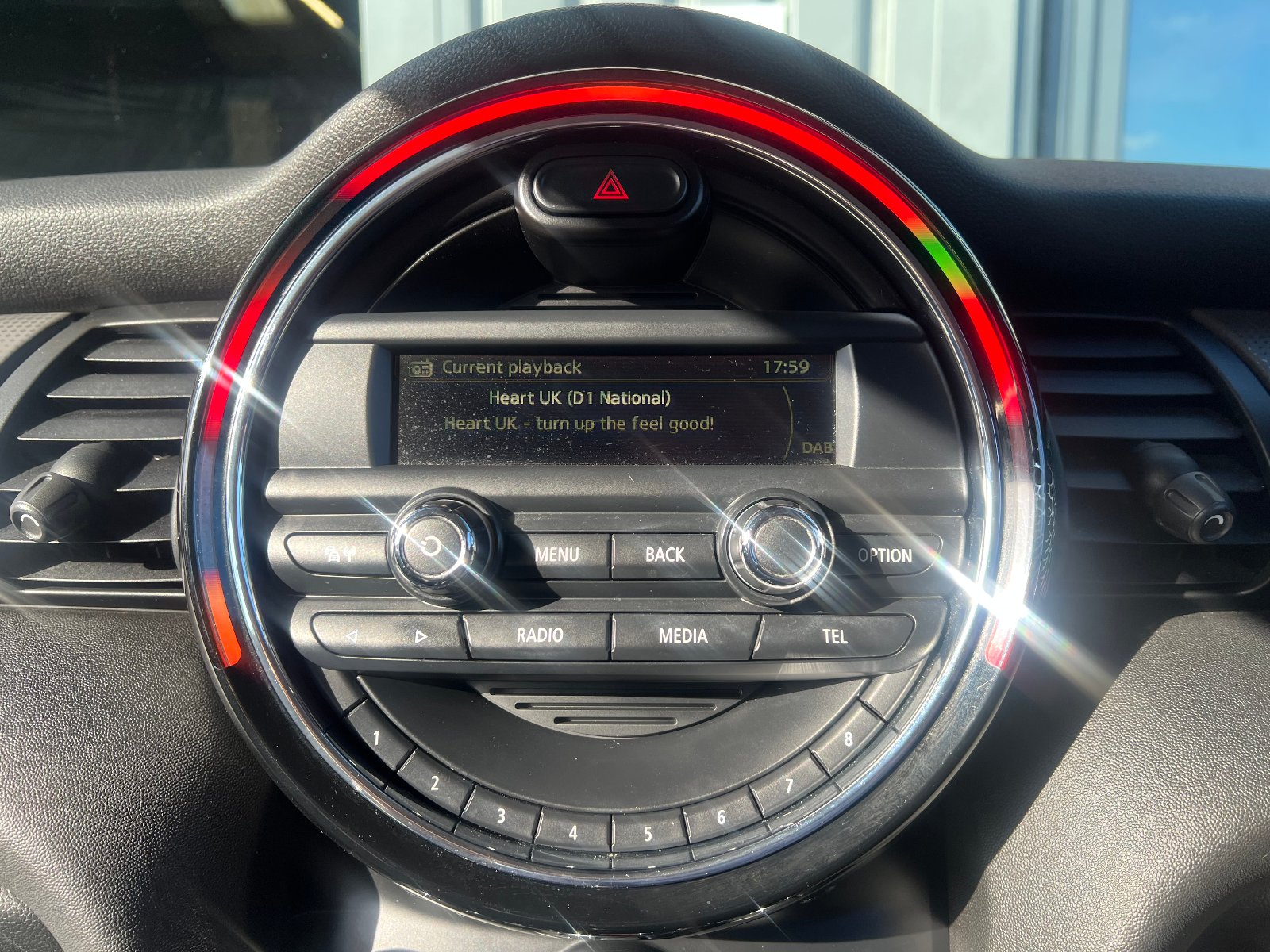 MINI Hatch - Image 12