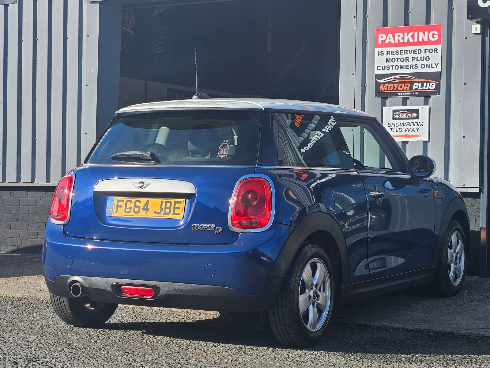 MINI Hatch - Image 6
