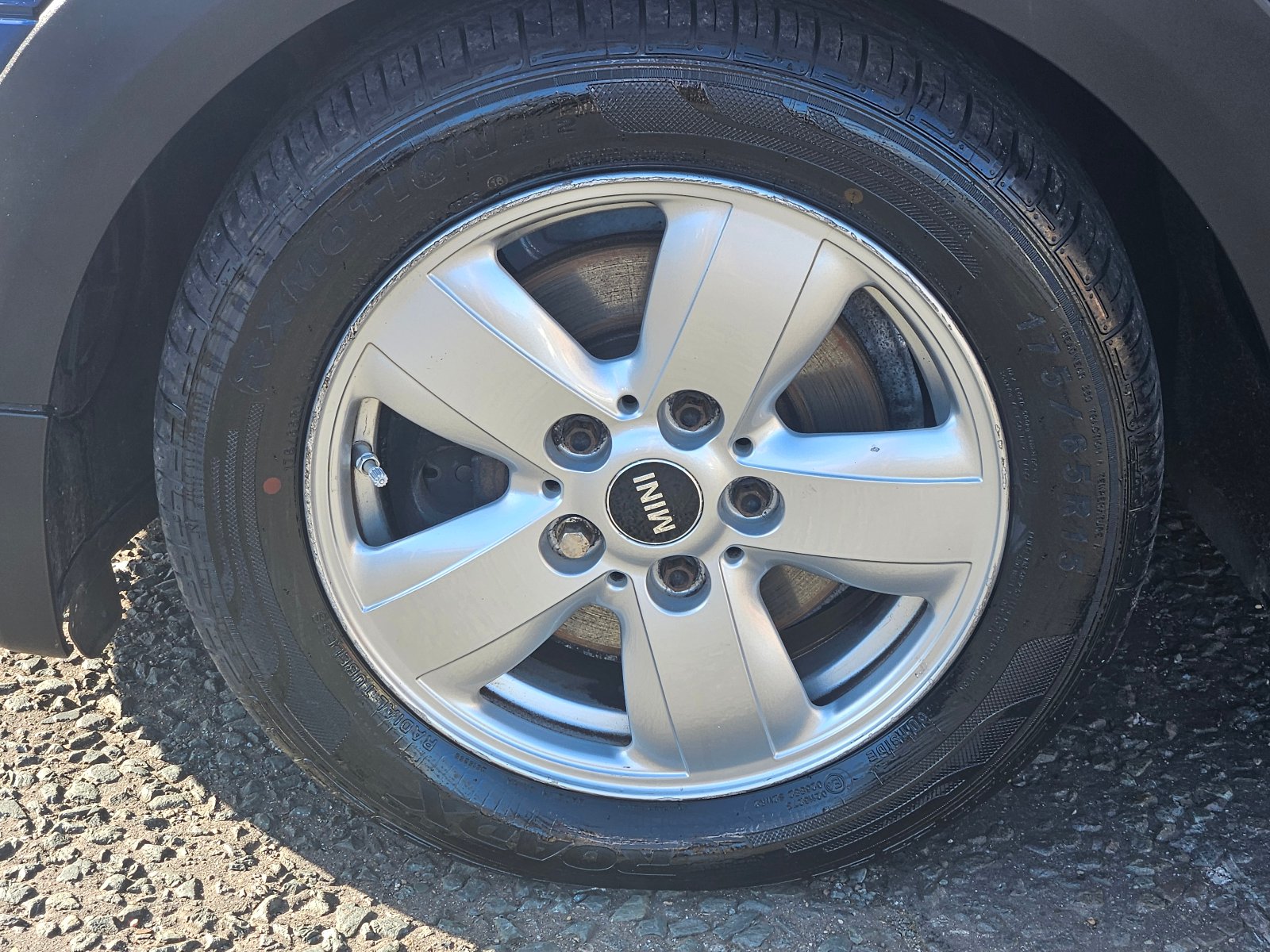 MINI Hatch - Image 8