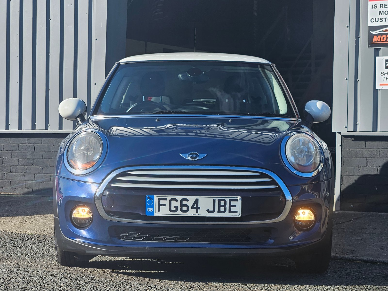 MINI Hatch - Image 3