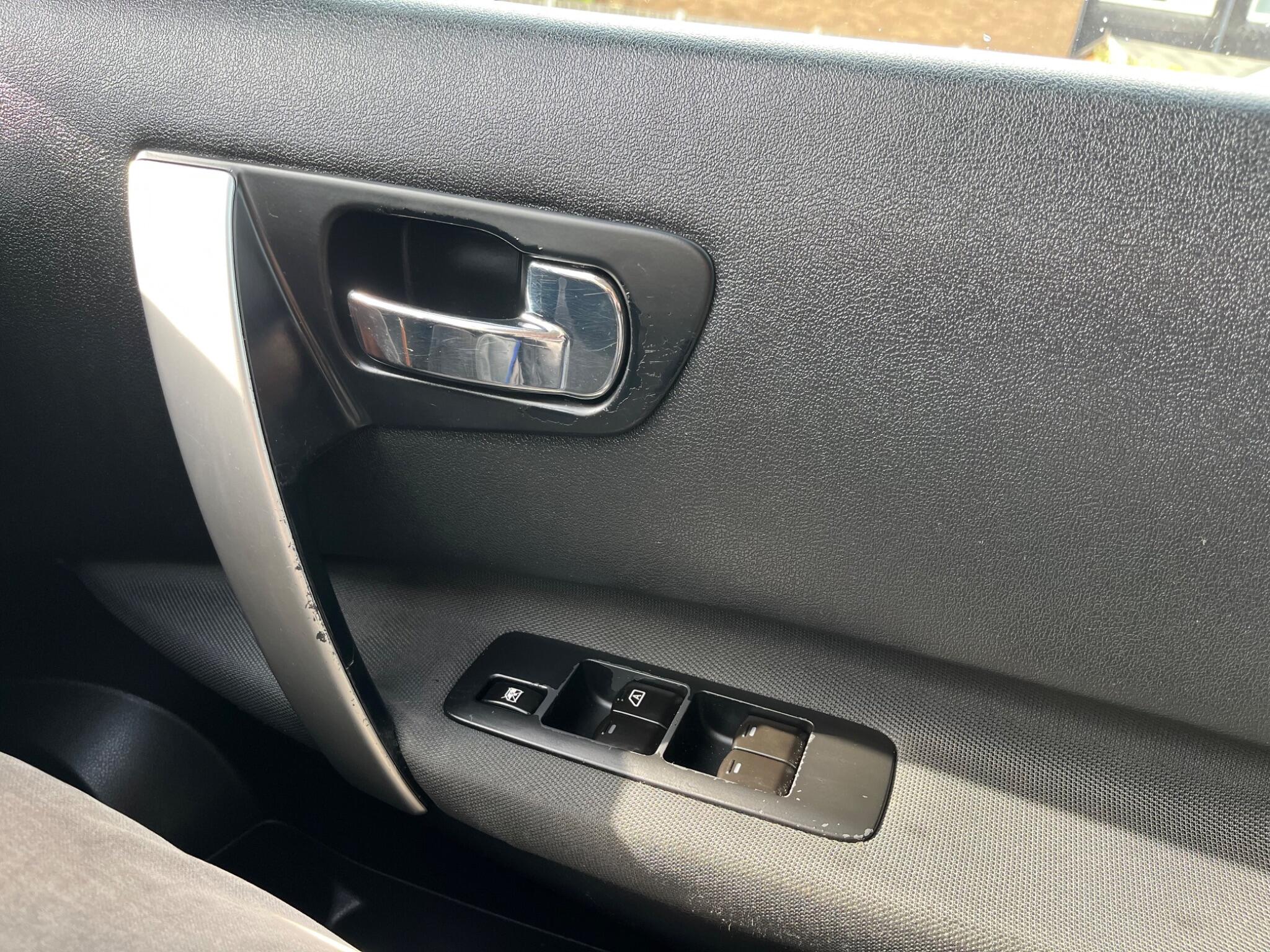Nissan Qashqai - Image 29