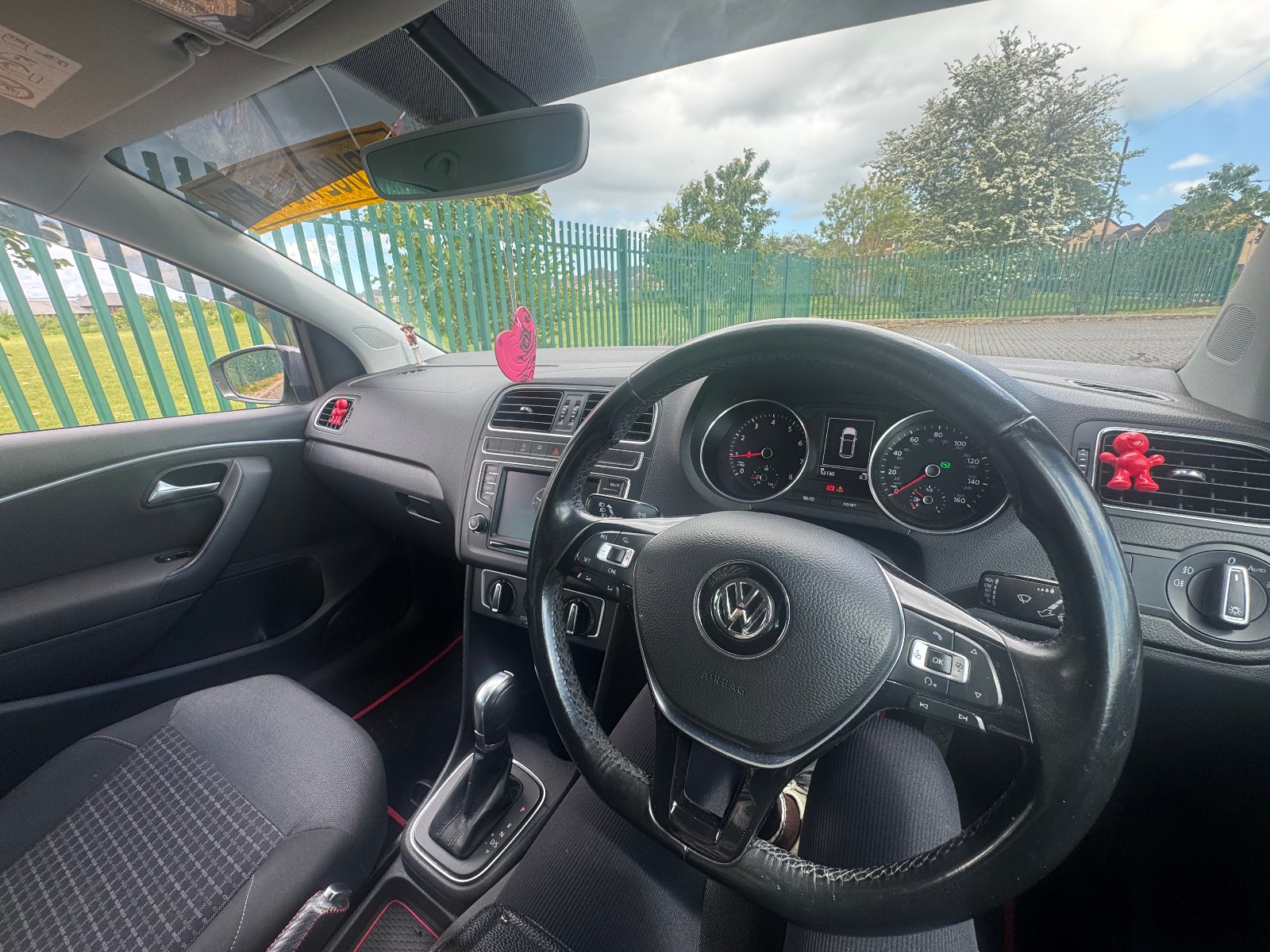 Volkswagen Polo - Image 9