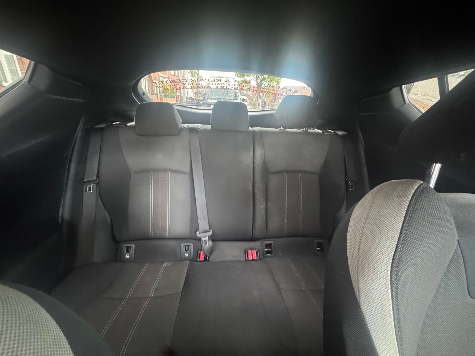 Toyota C-Hr - Image 12